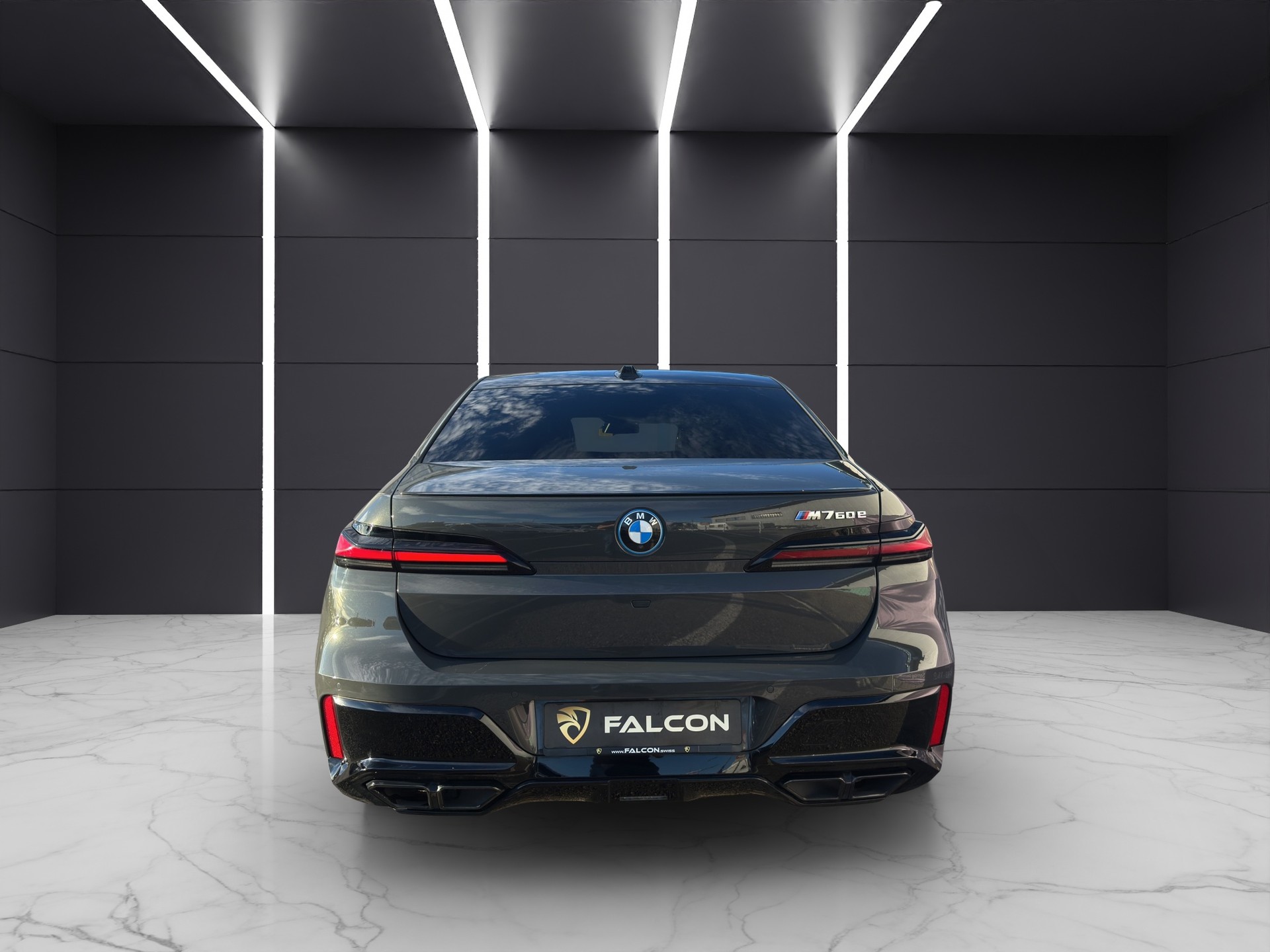 BMW M760e xDrive Steptronic-image-5