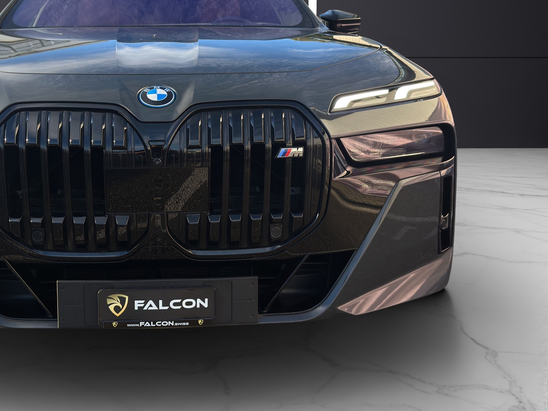 BMW M760e xDrive Steptronic-image-59