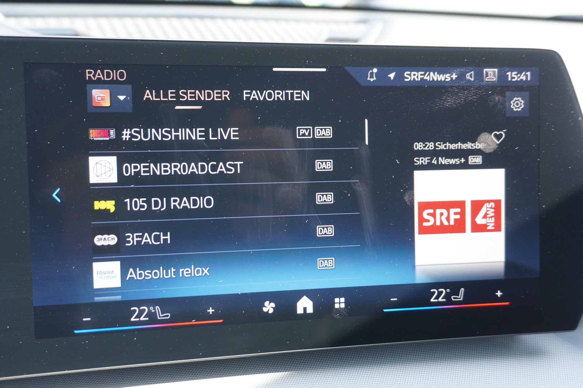 BMW X1 xDrive 20d 48V-image-27