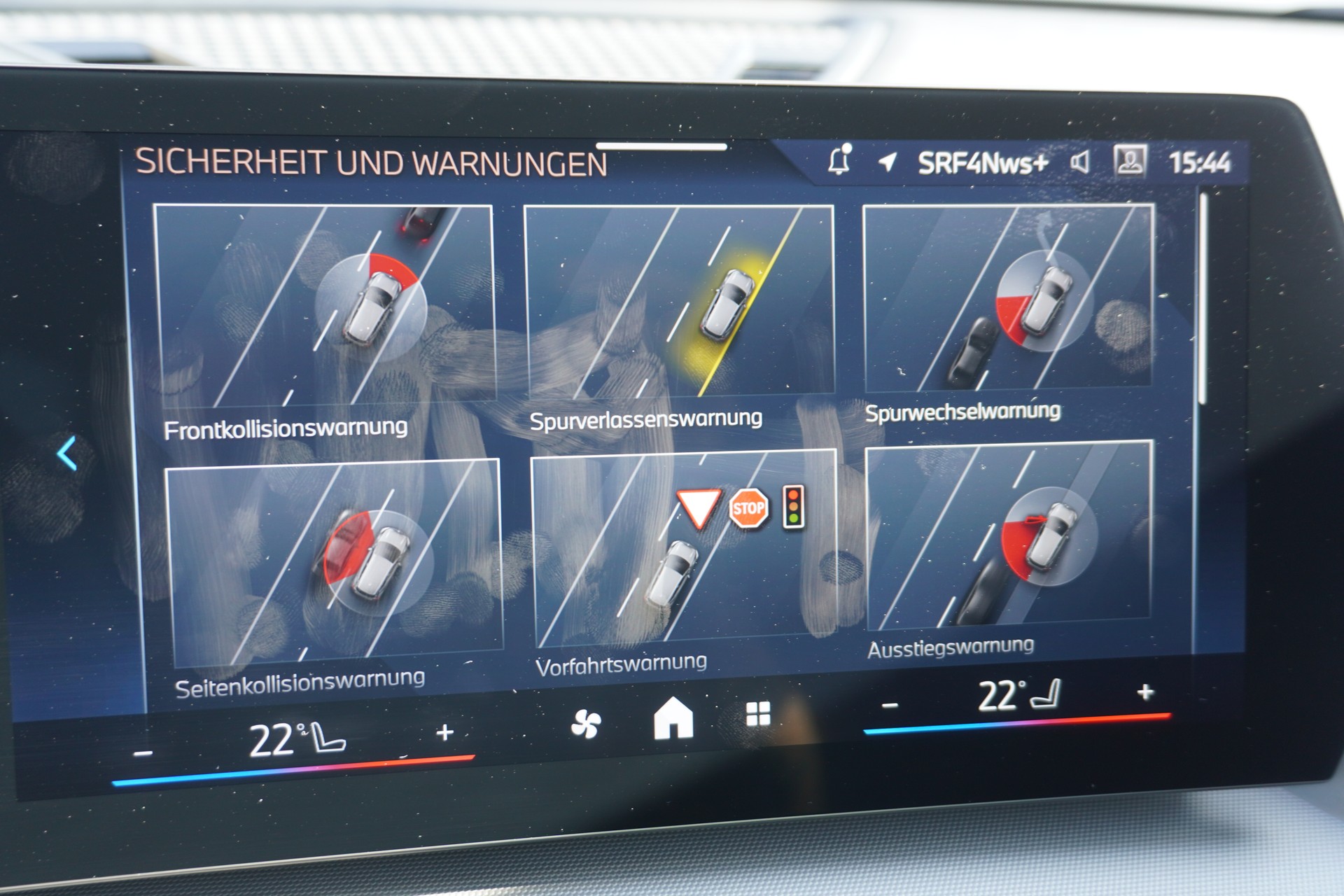 BMW X1 xDrive 20d 48V-image-32