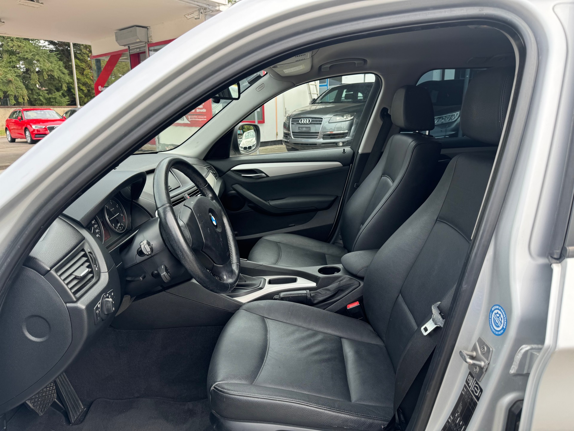 BMW X1 xDrive 20d Steptronic-image-10