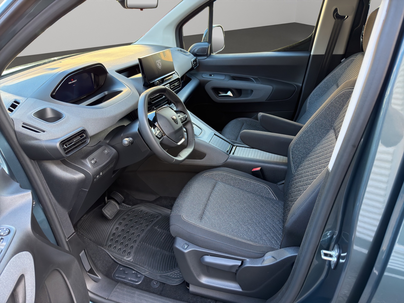 PEUGEOT Rifter Long 1.5 BlueHDi 130 Allure Limited Edition-showroom-element-3