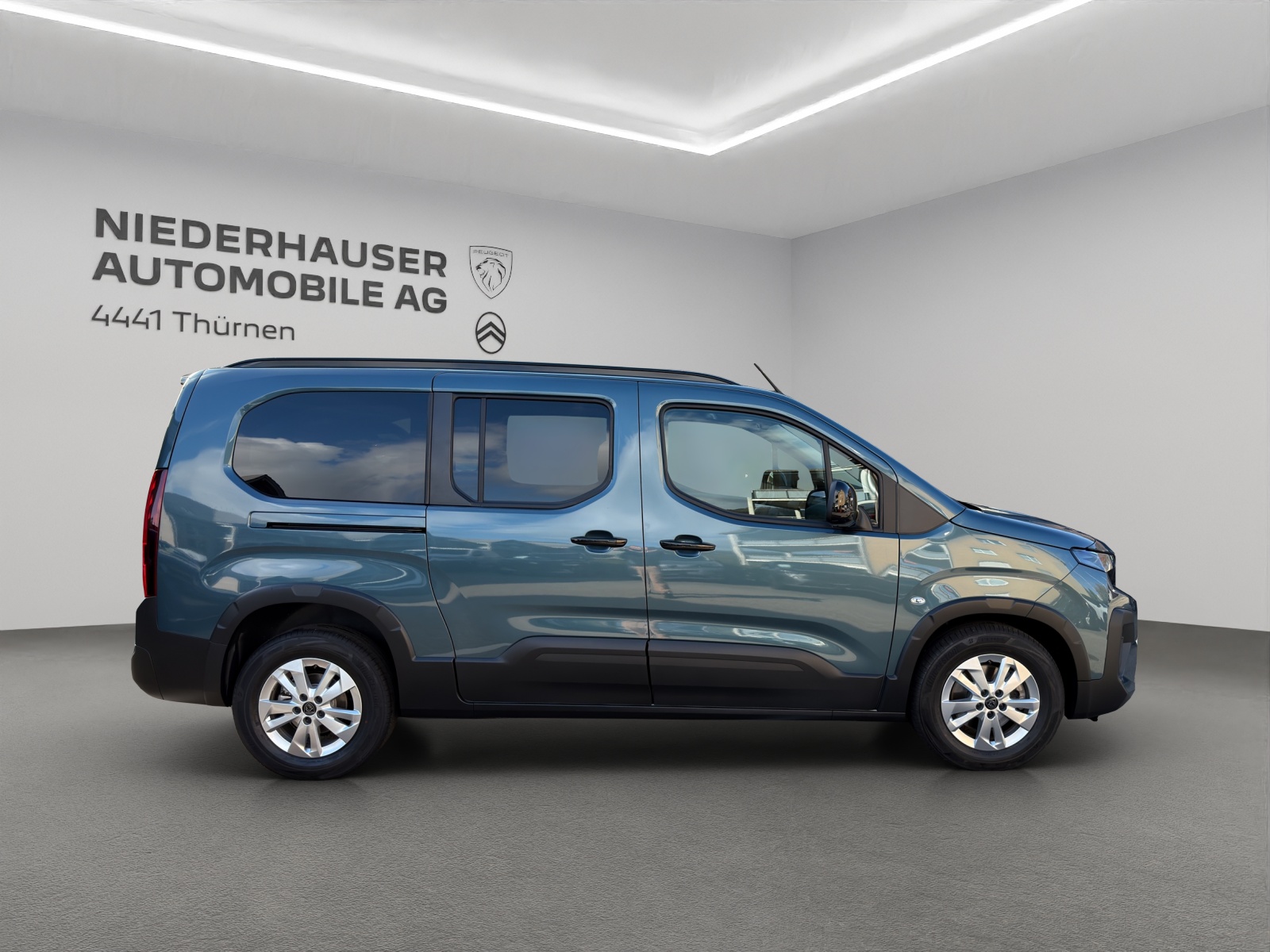 PEUGEOT Rifter Long 1.5 BlueHDi 130 Allure Limited Edition-showroom-element-1