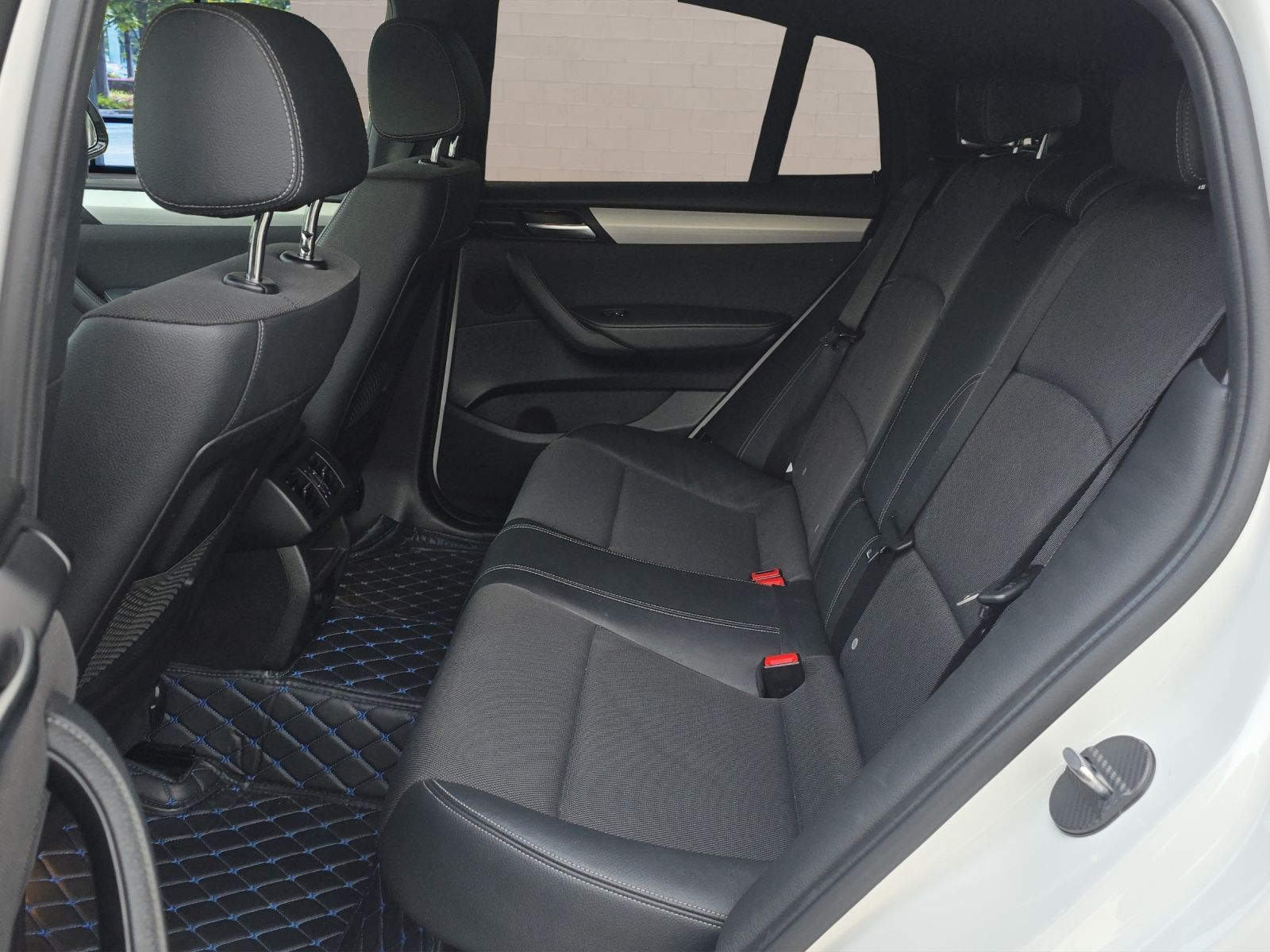 BMW X4 xDrive 20d Steptronic-image-19