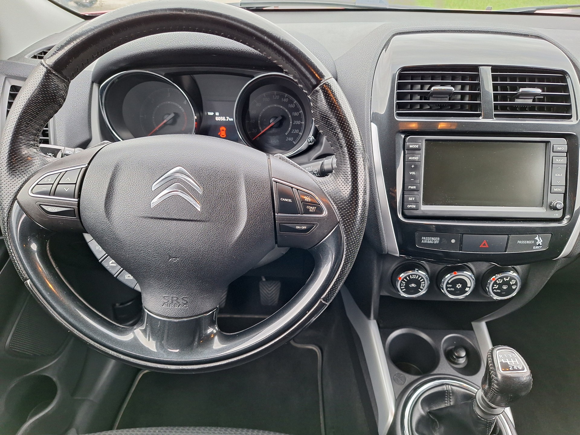 CITROEN C4 Aircross 1.8 HDi Exclusive 4WD-image-12