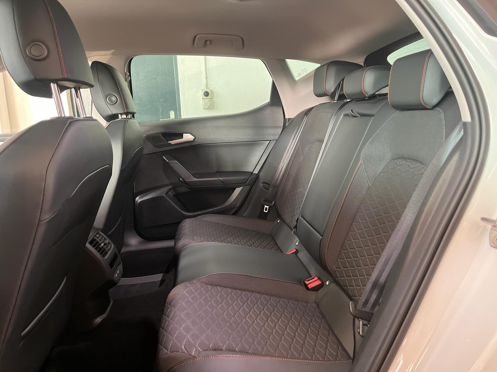 SEAT Leon 1.4 eHybrid pHEV DSG FR-image-8