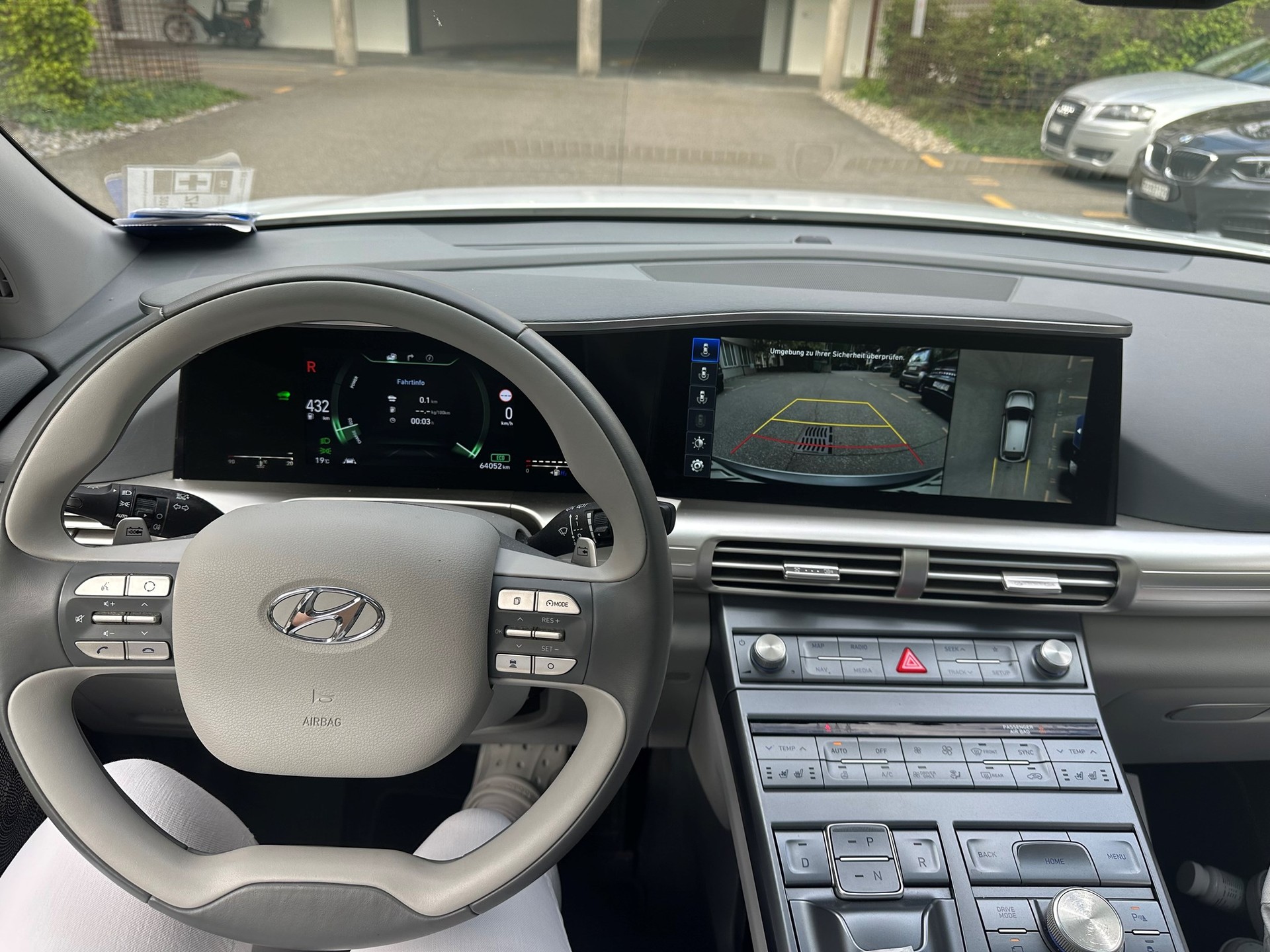 HYUNDAI NEXO Fuel Cell-image-1