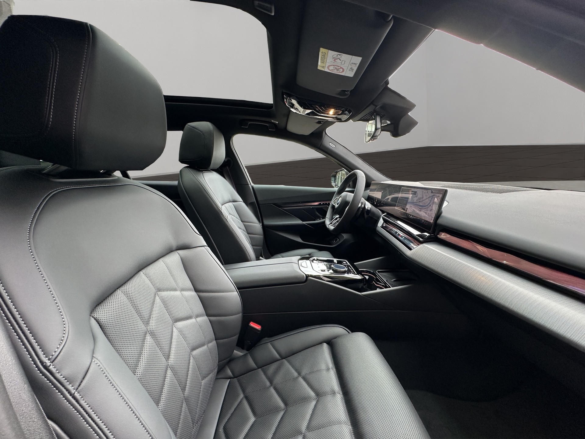 BMW 540d xDrive 48V Touring M Sport Pro Steptronic-image-15