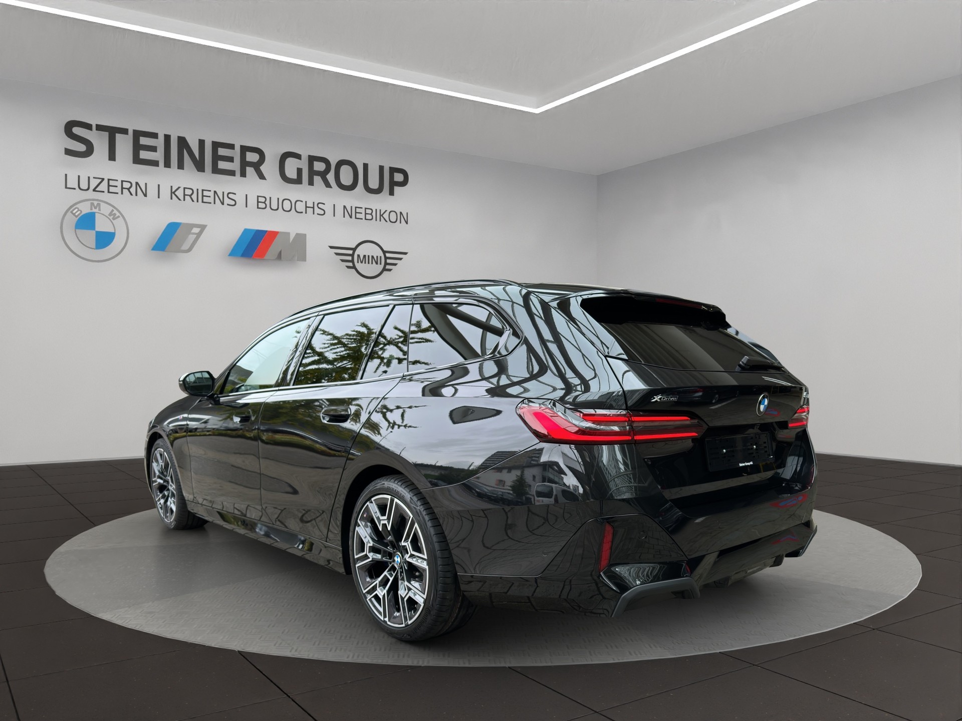 BMW 540d xDrive 48V Touring M Sport Pro Steptronic-image-5