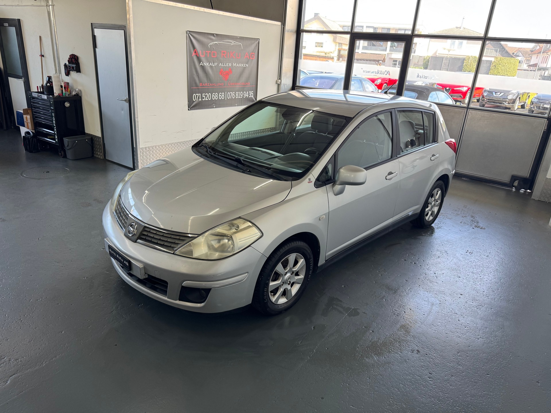 NISSAN Tiida 1.8 tekna-image-4