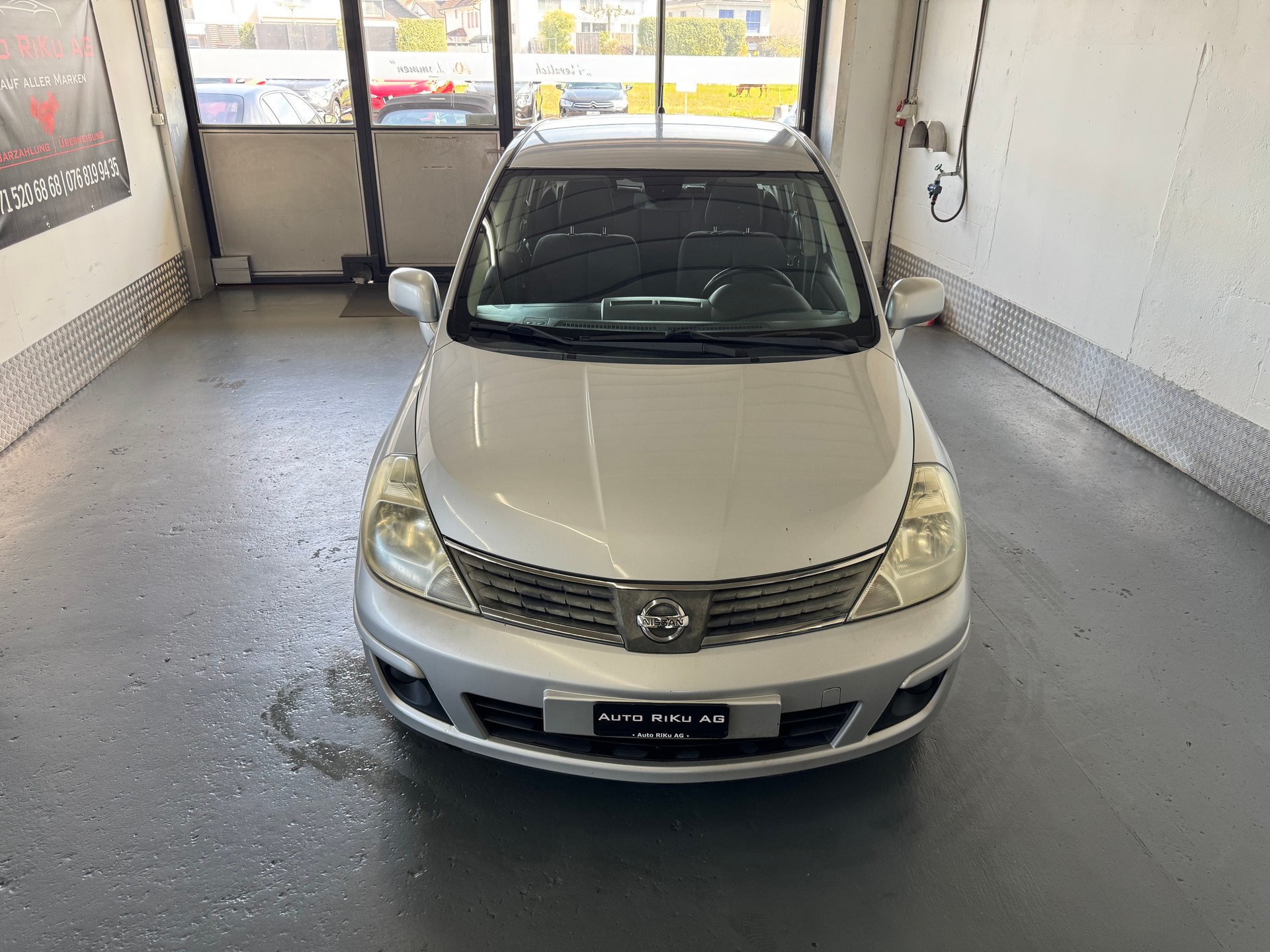 NISSAN Tiida 1.8 tekna-showroom-element-2
