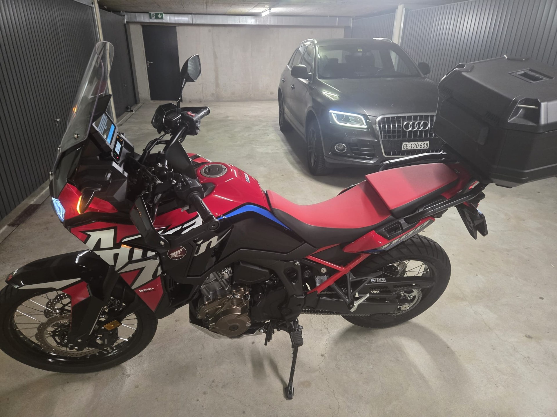 HONDA CRF 1100 DCT Africa Twin-image-3