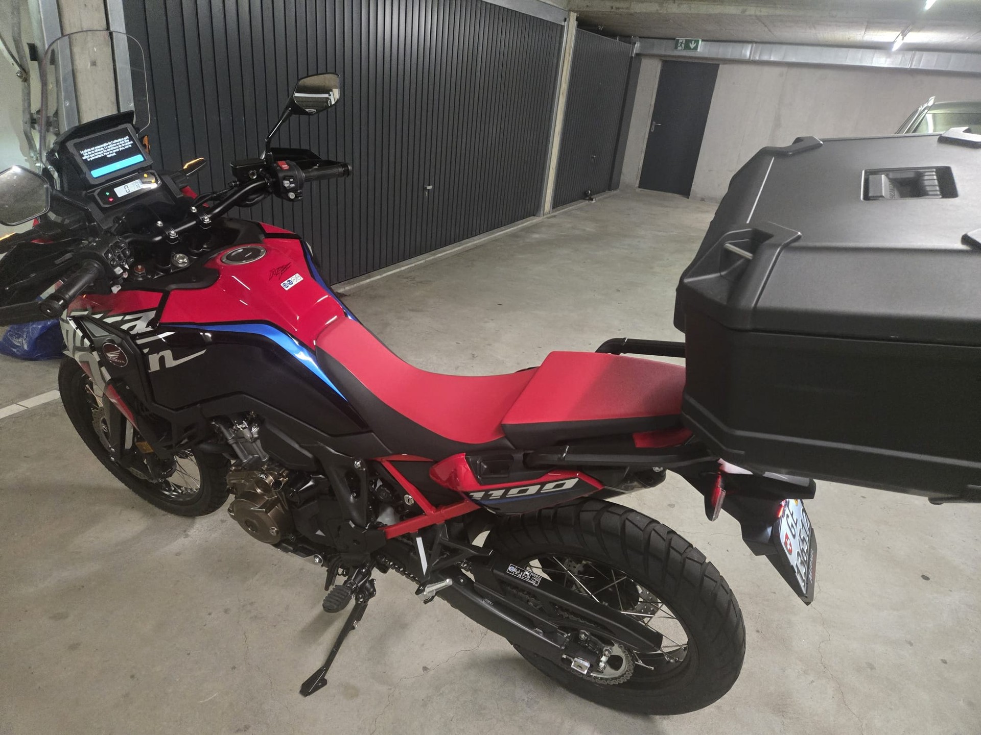 HONDA CRF 1100 DCT Africa Twin-image-4