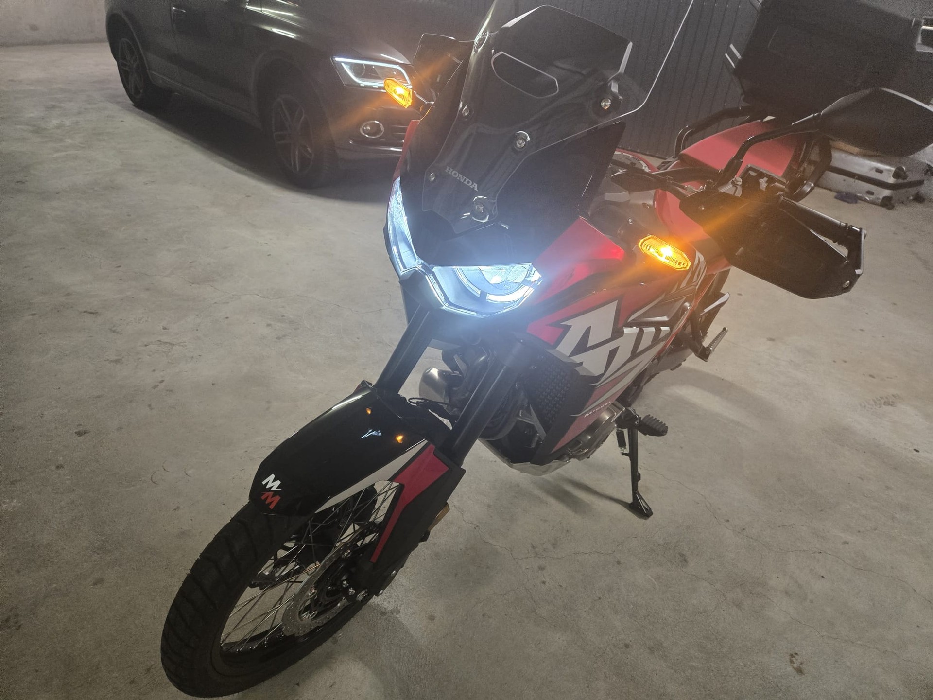 HONDA CRF 1100 DCT Africa Twin-image-2