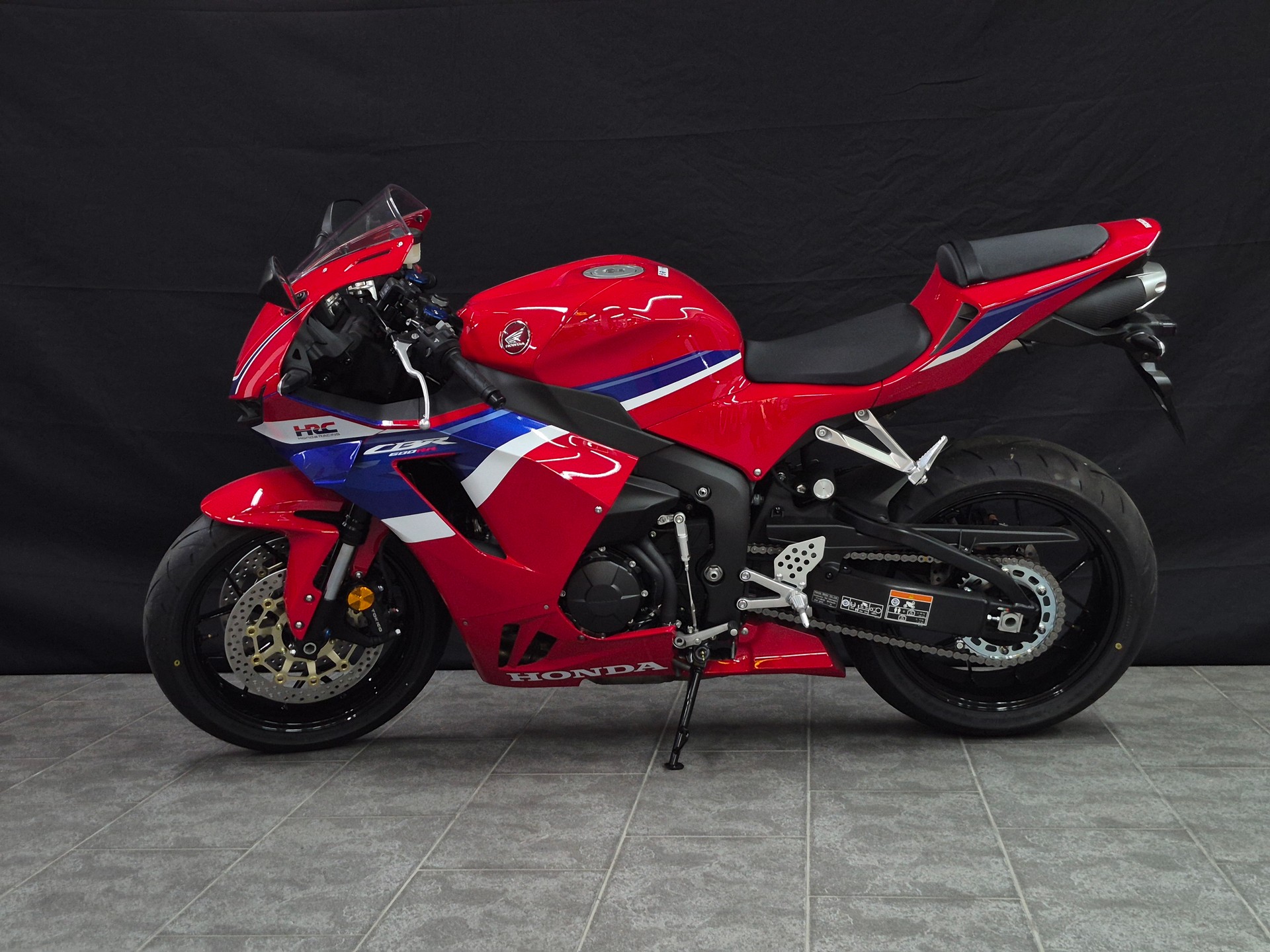 HONDA CBR 600 RR-image-12
