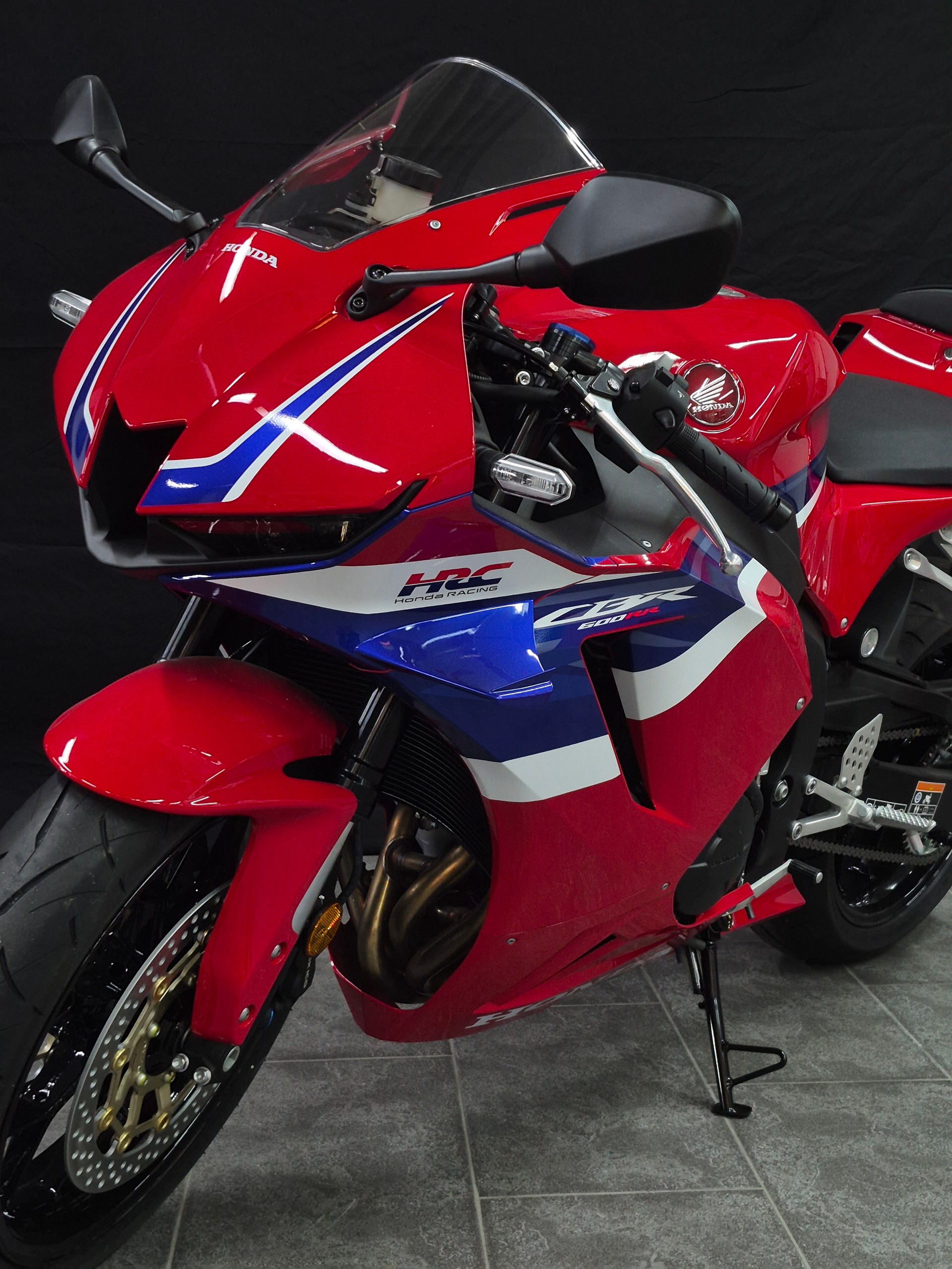 HONDA CBR 600 RR-image-9