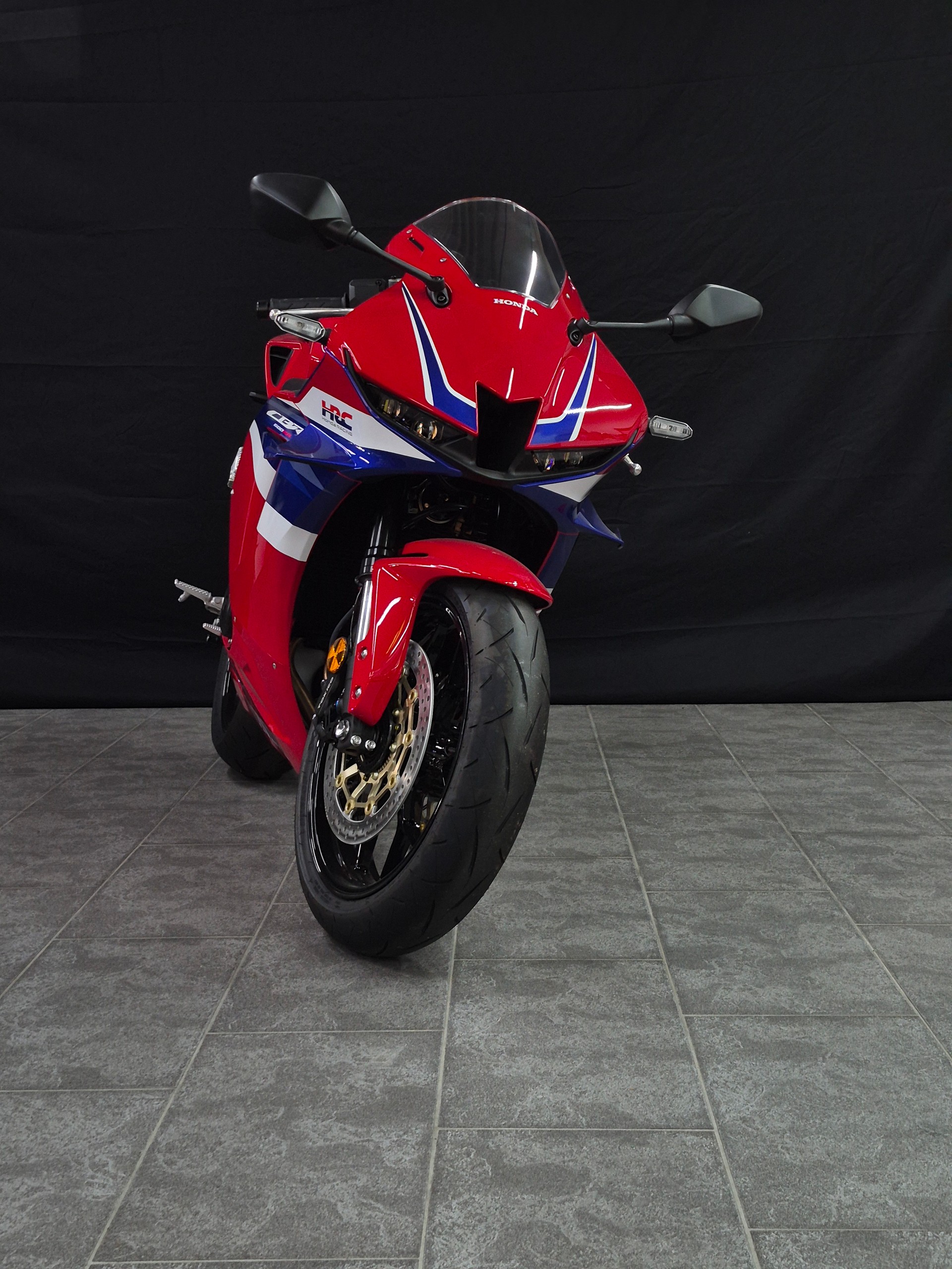 HONDA CBR 600 RR-image-6