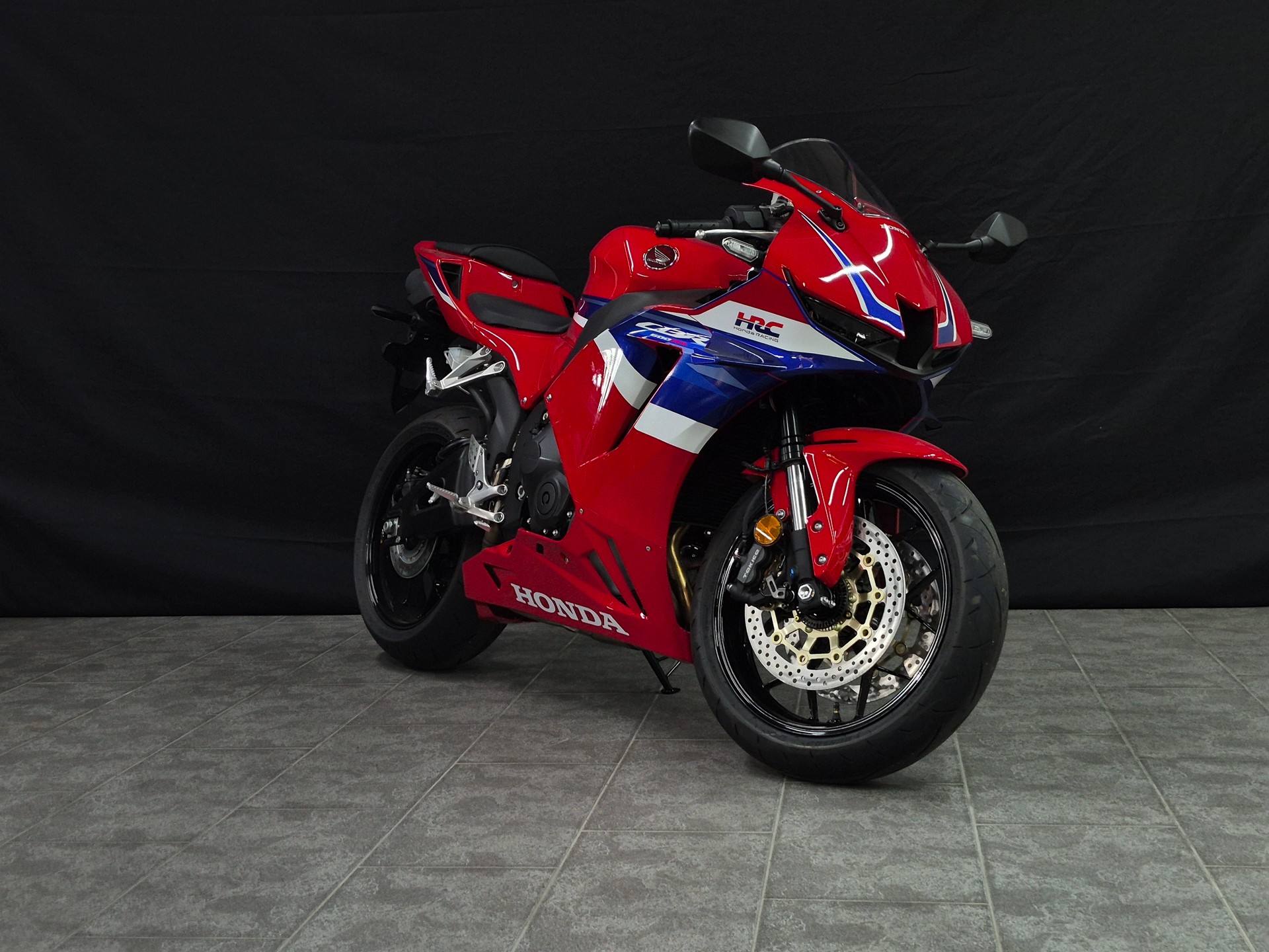 HONDA CBR 600 RR-image-4