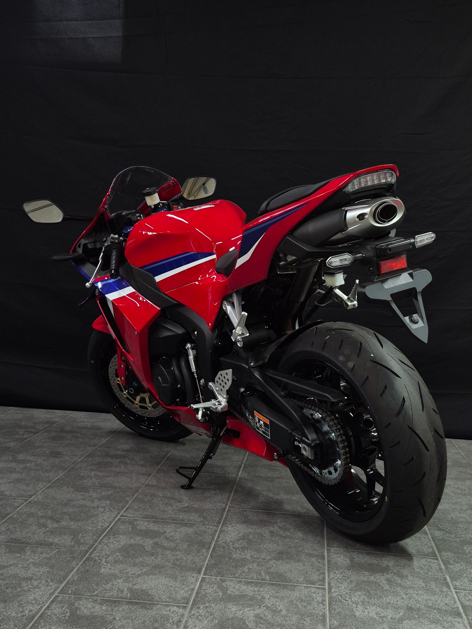 HONDA CBR 600 RR-image-14