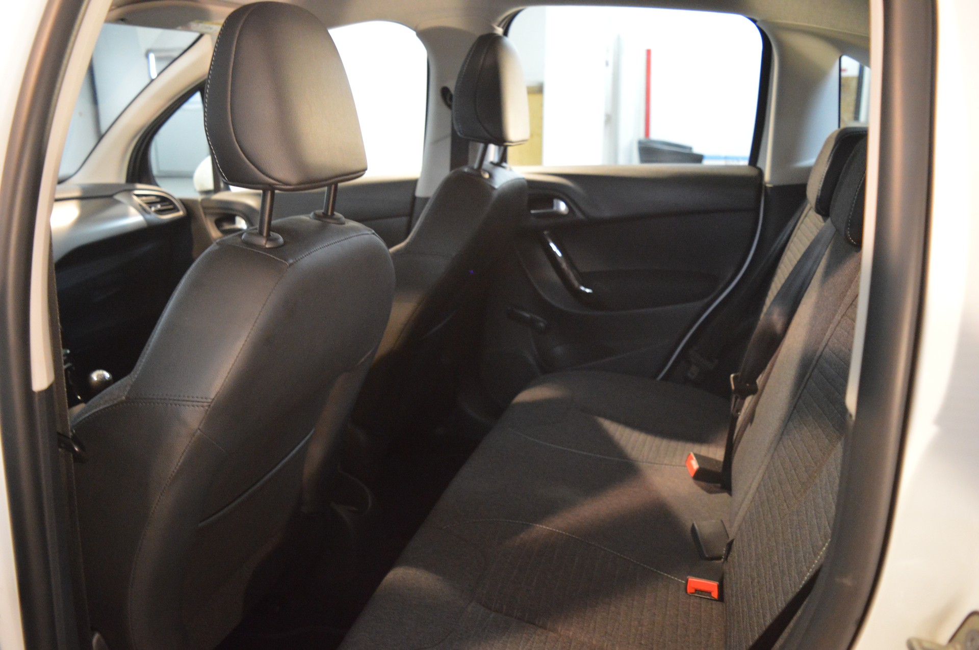 CITROEN C3 1.2i Séduction-image-17
