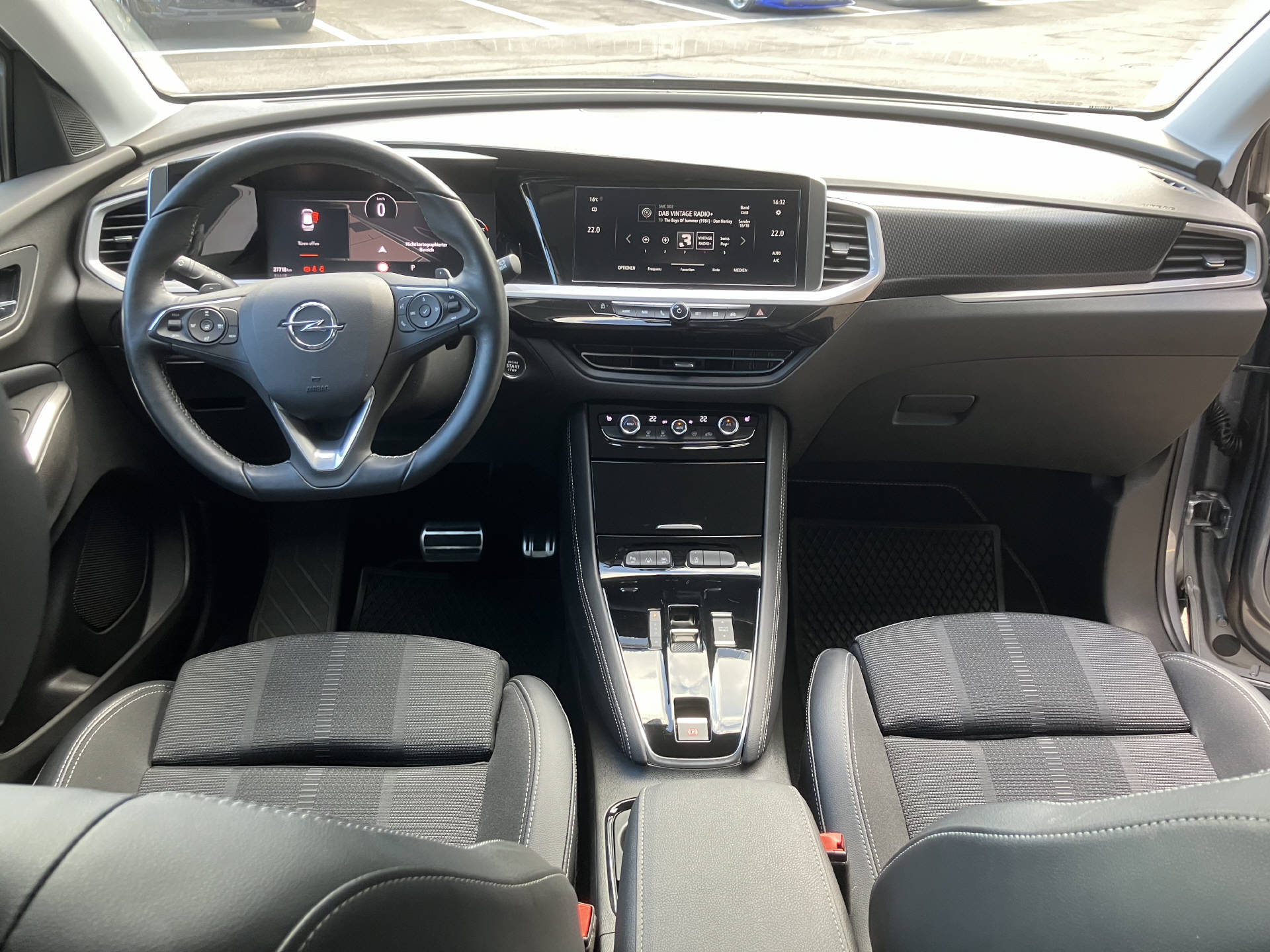 OPEL Grandland 1.2i TP GS Line Automatik-image-6
