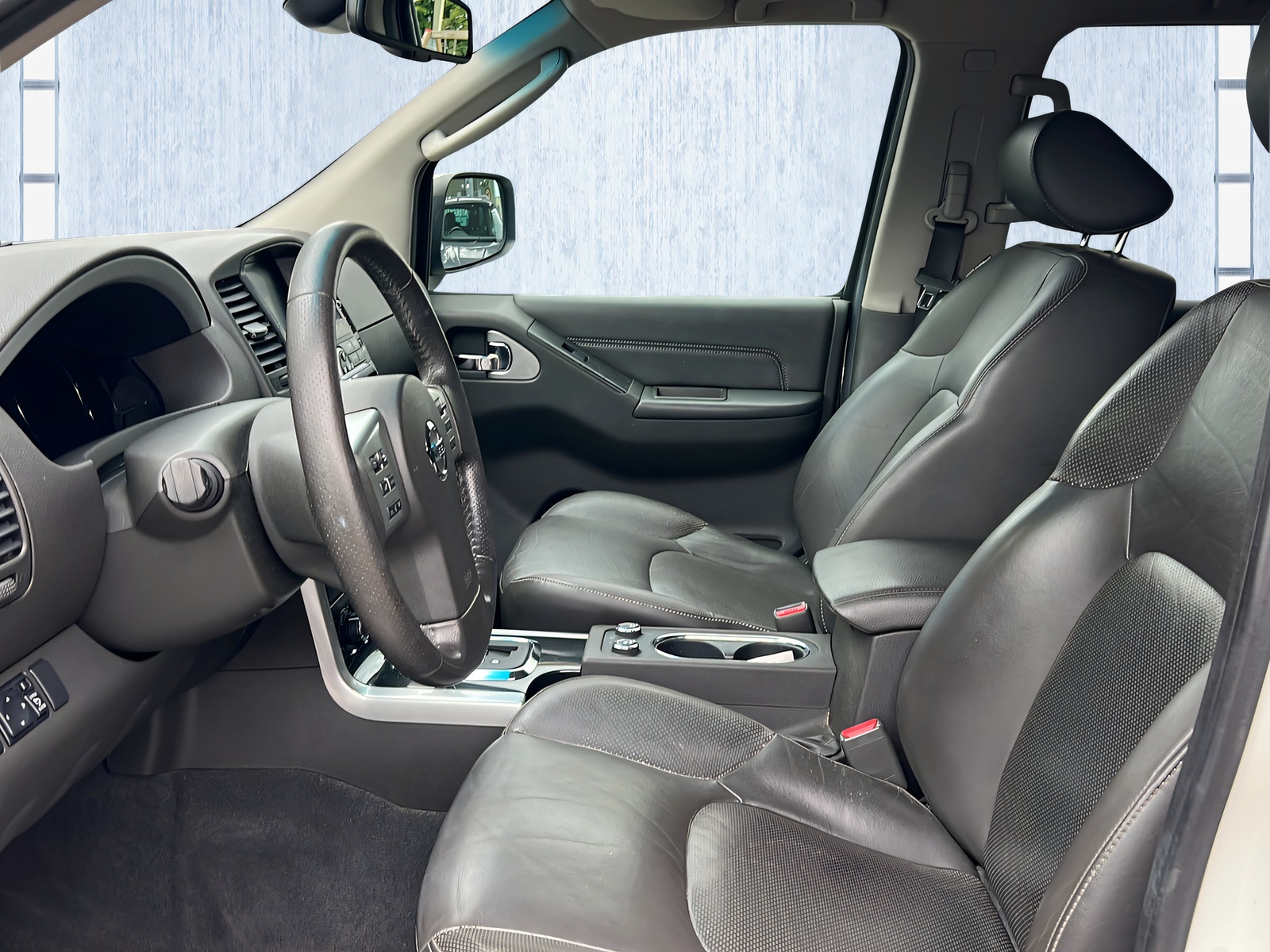 NISSAN Pathfinder 3.0 dCi LE Automatic-image-9