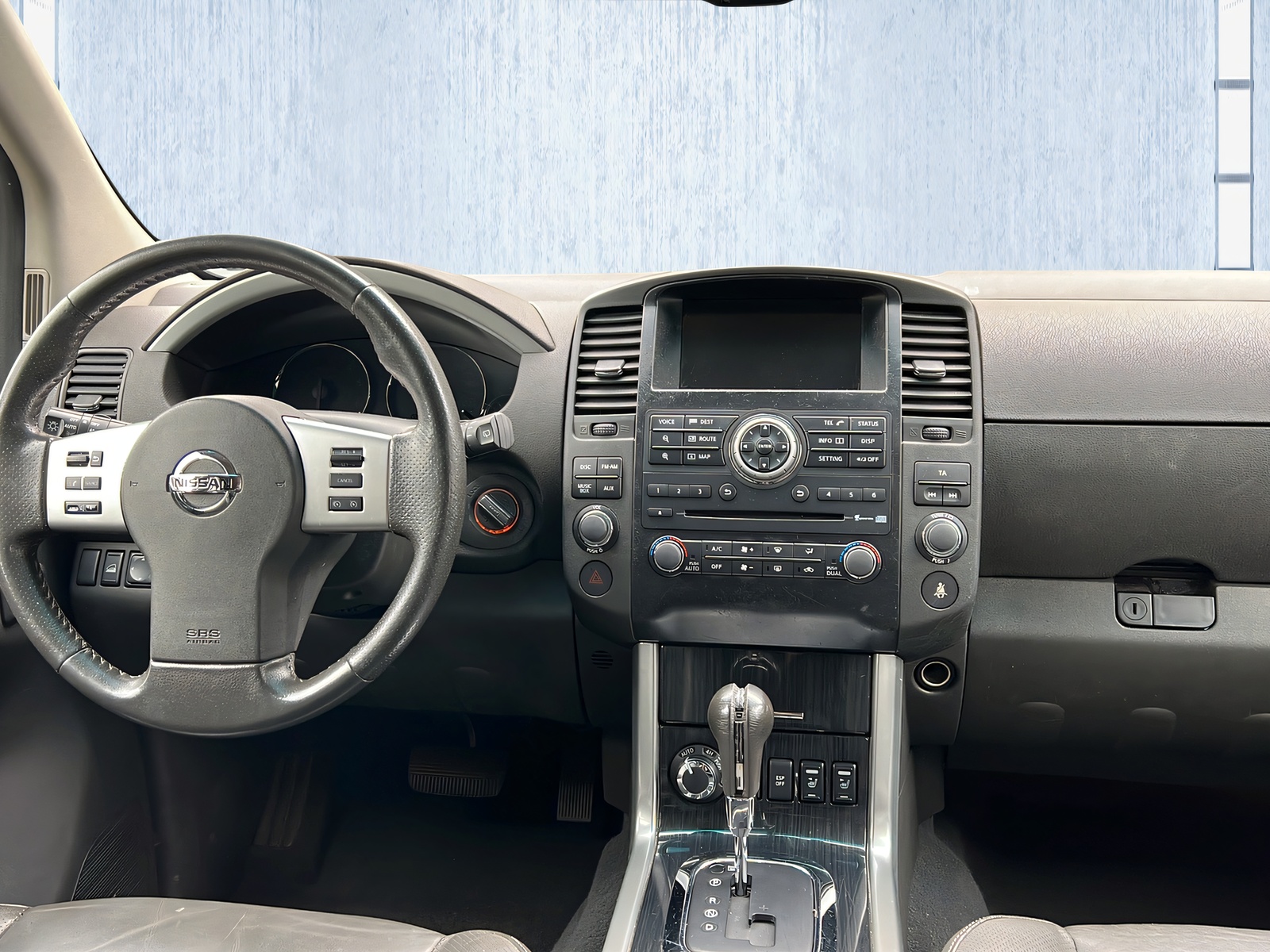 NISSAN Pathfinder 3.0 dCi LE Automatic-image-14