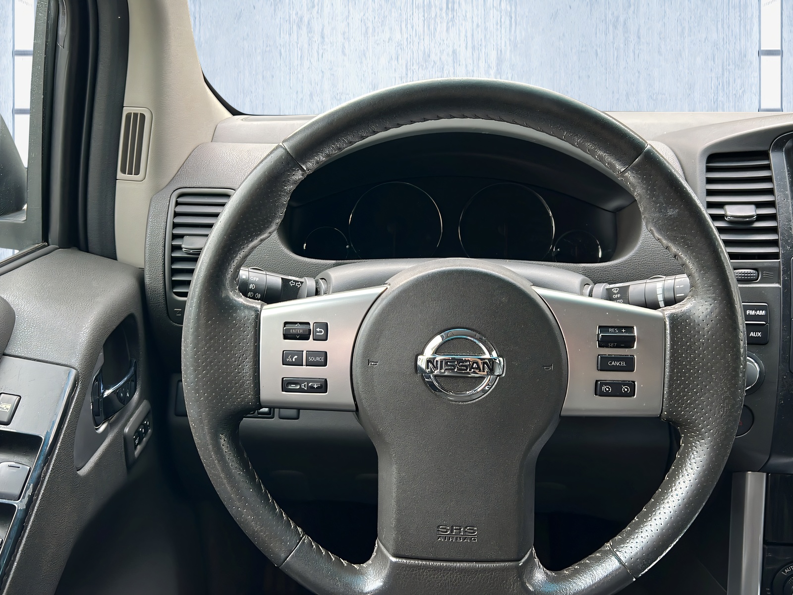 NISSAN Pathfinder 3.0 dCi LE Automatic-image-12