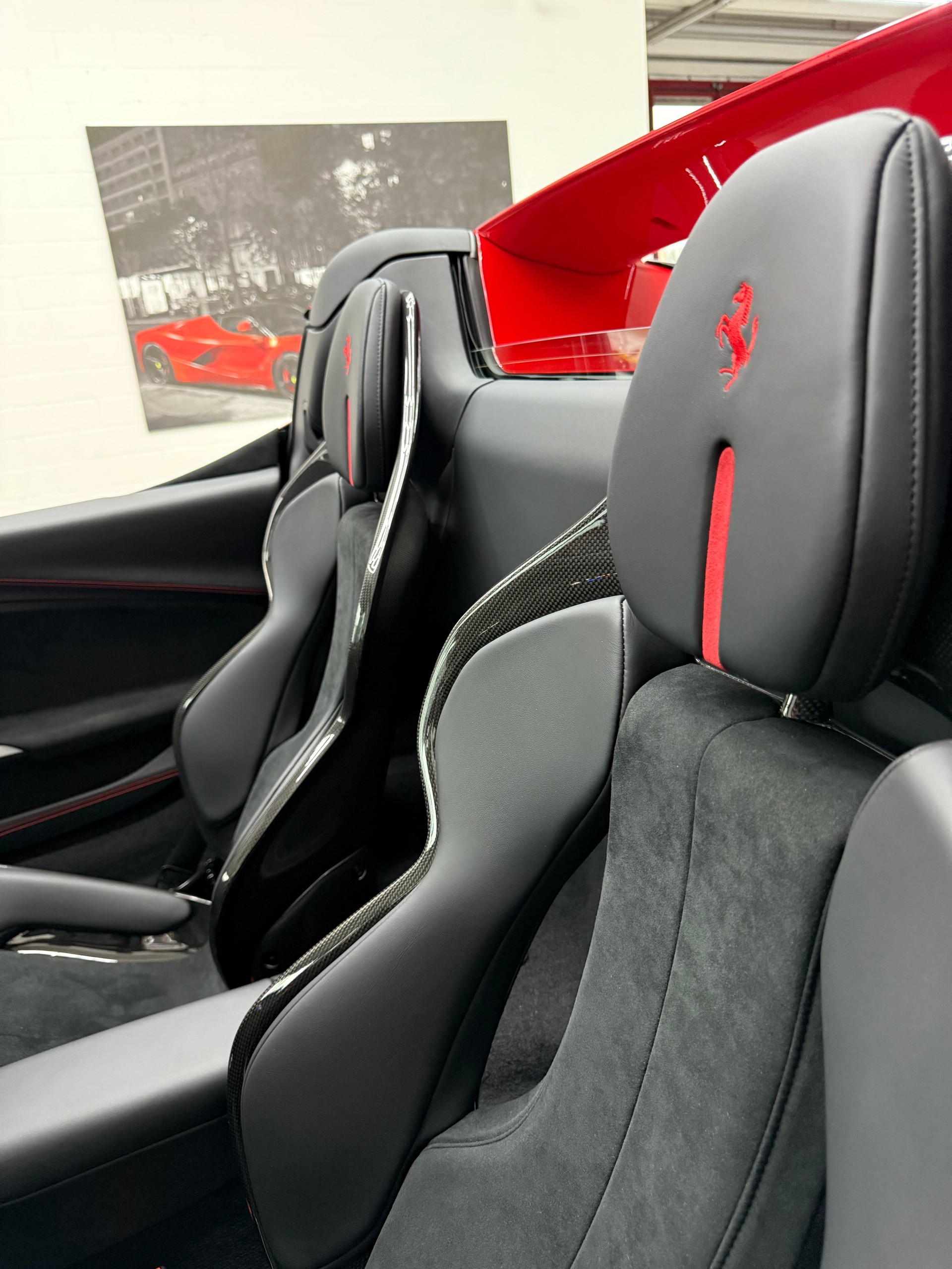 FERRARI 296 GTS inkl. gratis Service u. Garantie-image-25