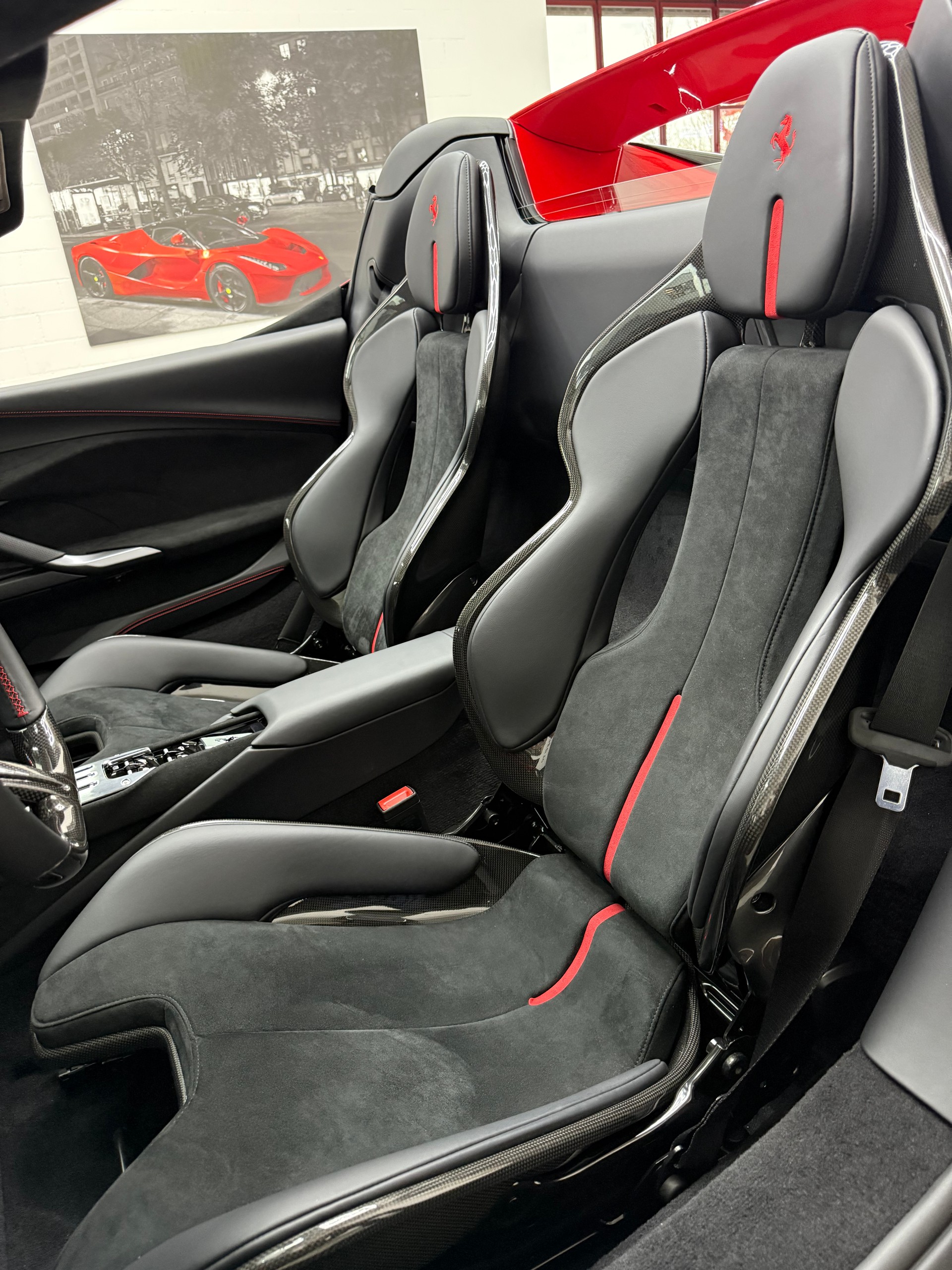 FERRARI 296 GTS inkl. gratis Service u. Garantie-image-24