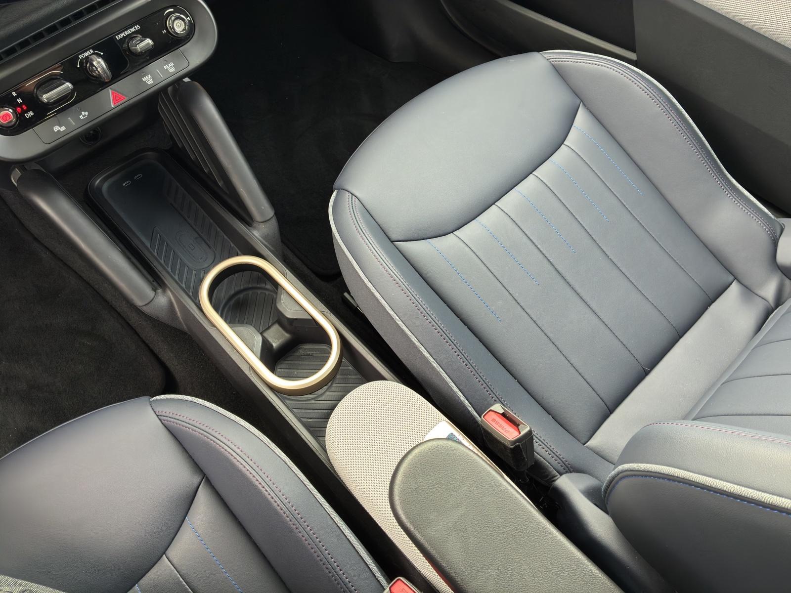 MINI Cooper SE-image-17