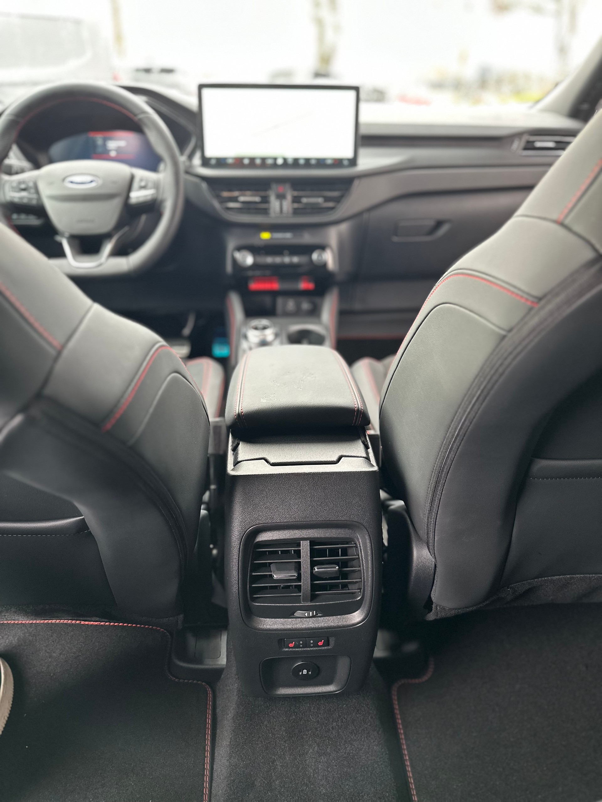 FORD Kuga 2.5 PHEV ST-Line X FWD-image-5