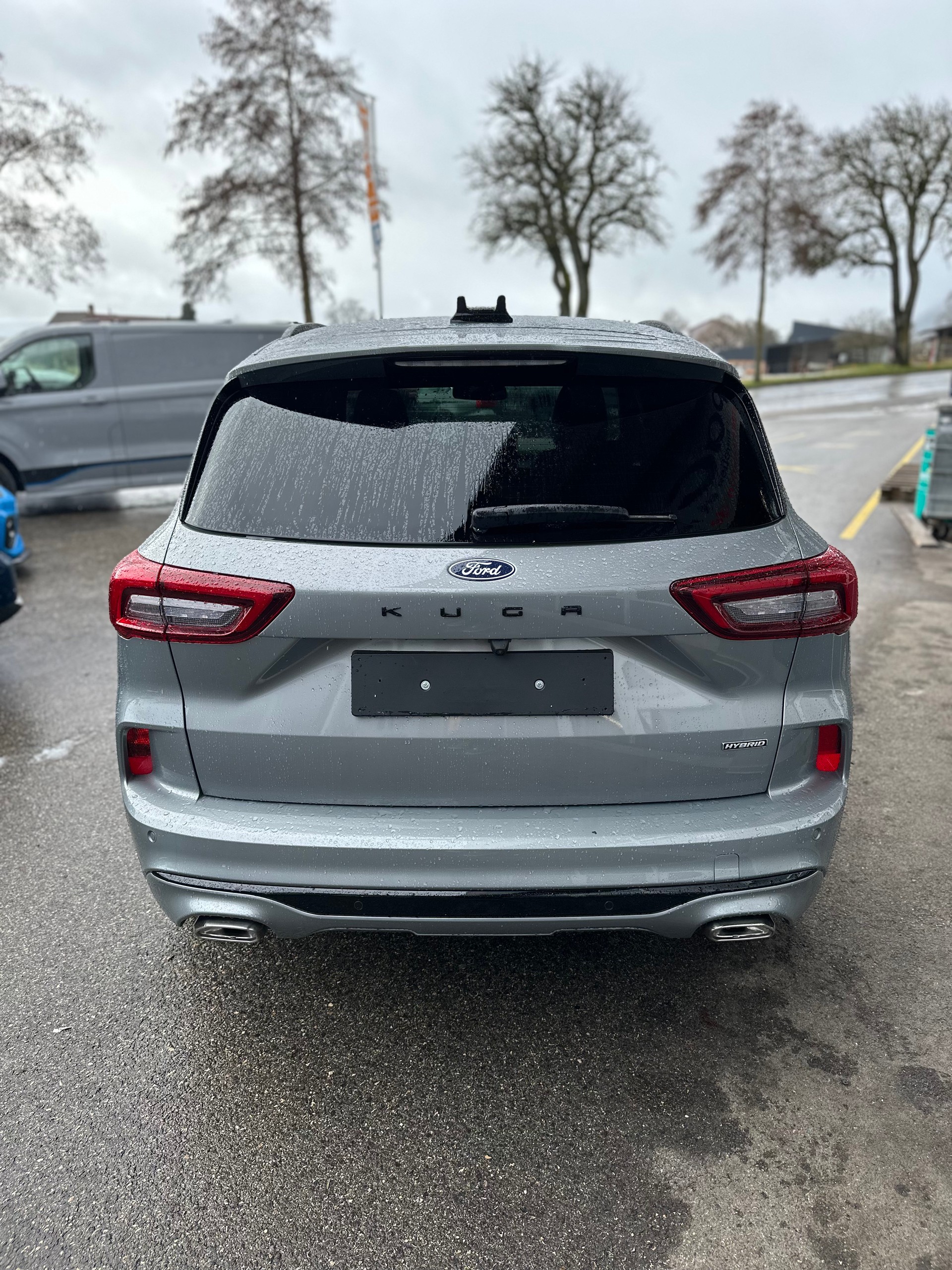 FORD Kuga 2.5 PHEV ST-Line X FWD-image-2