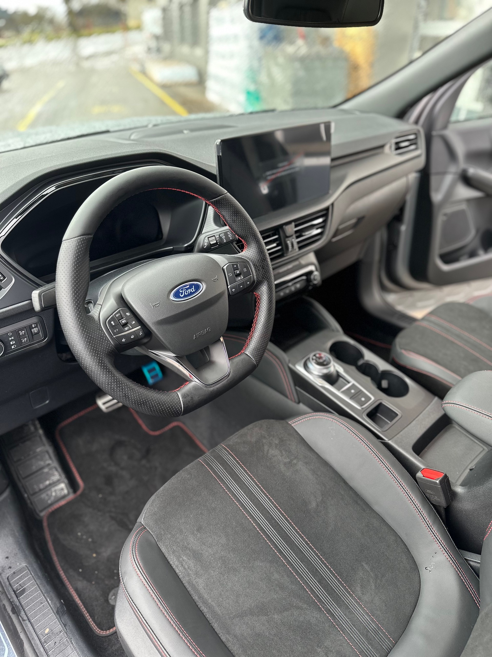 FORD Kuga 2.5 PHEV ST-Line X FWD-image-7