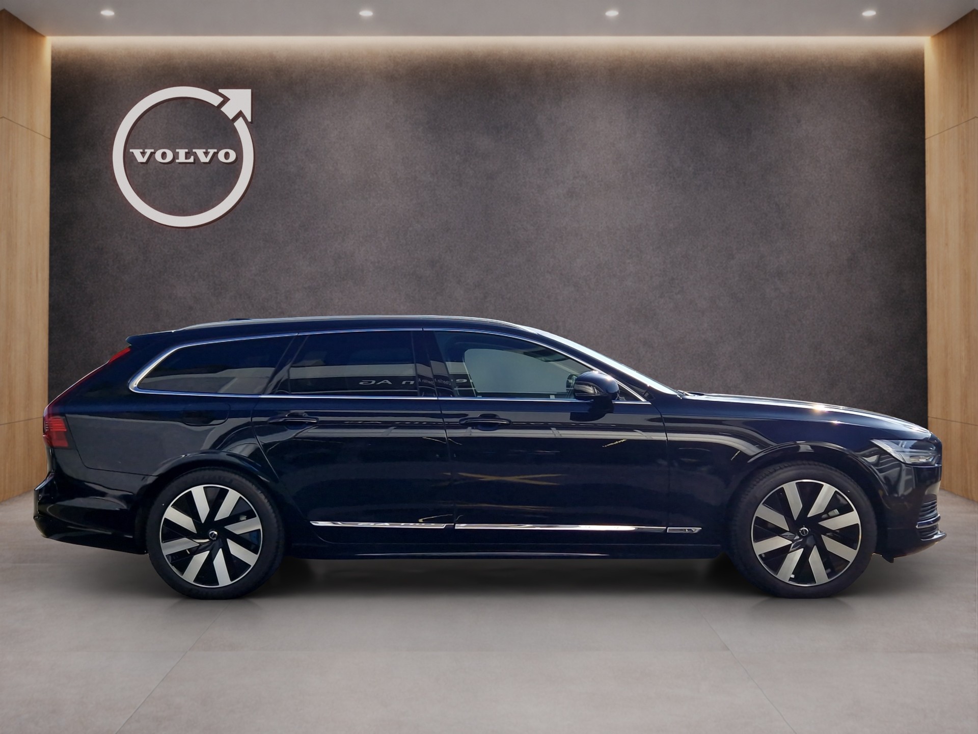 VOLVO V90 2.0 T6 TE Ultra Bright eAWD-image-6