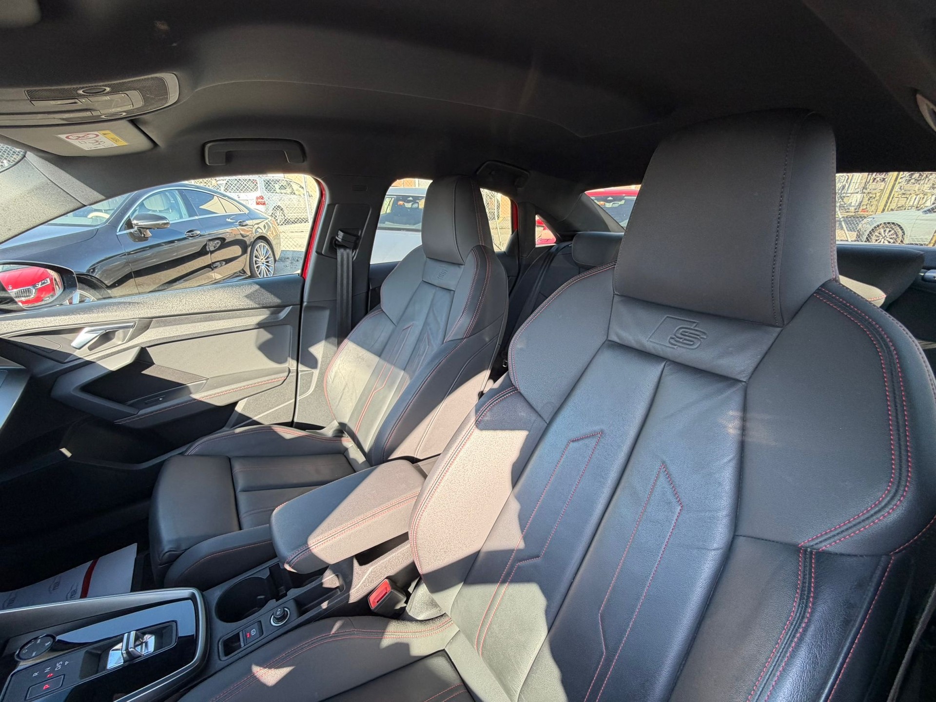 AUDI A3 Limousine 35 TFSI S-Line S-tronic-image-8