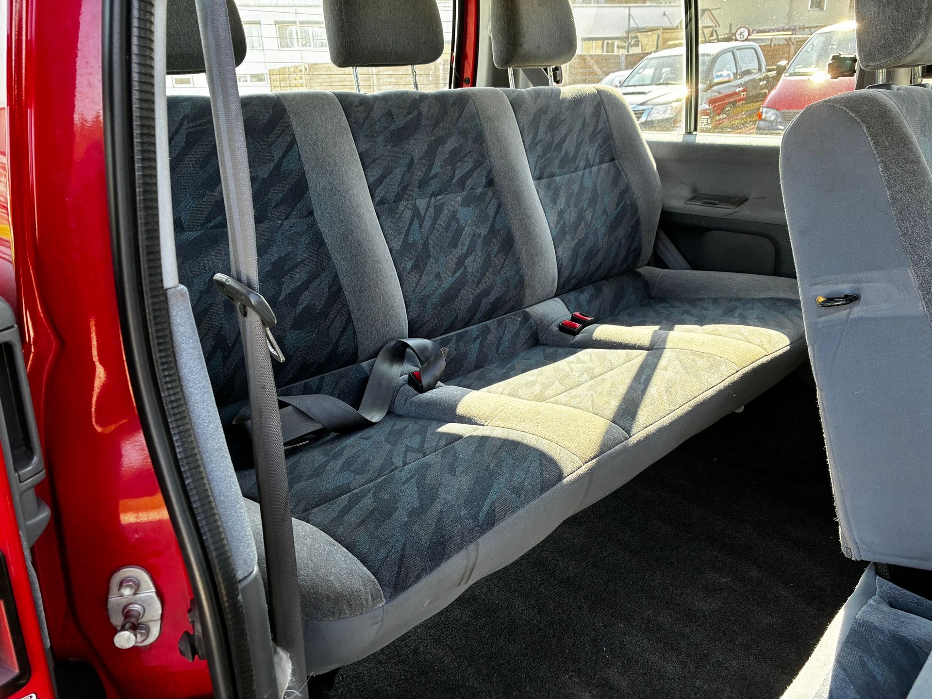 TOYOTA Hiace 2.7 GL Wagon 4x4-image-5