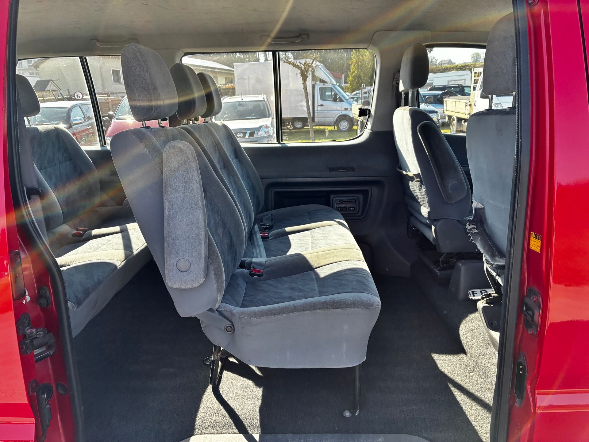 TOYOTA Hiace 2.7 GL Wagon 4x4-image-4