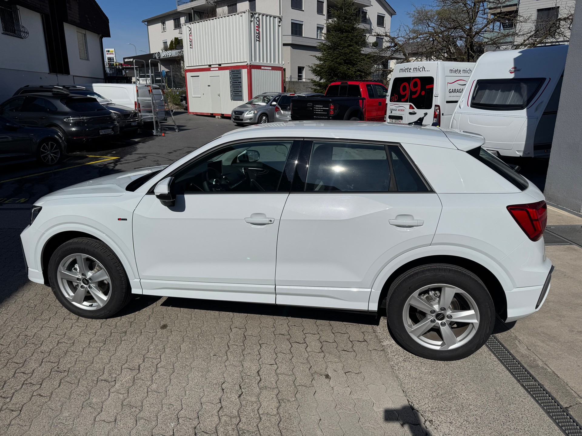 AUDI Q2 35 TFSI S line S-tronic-image-9