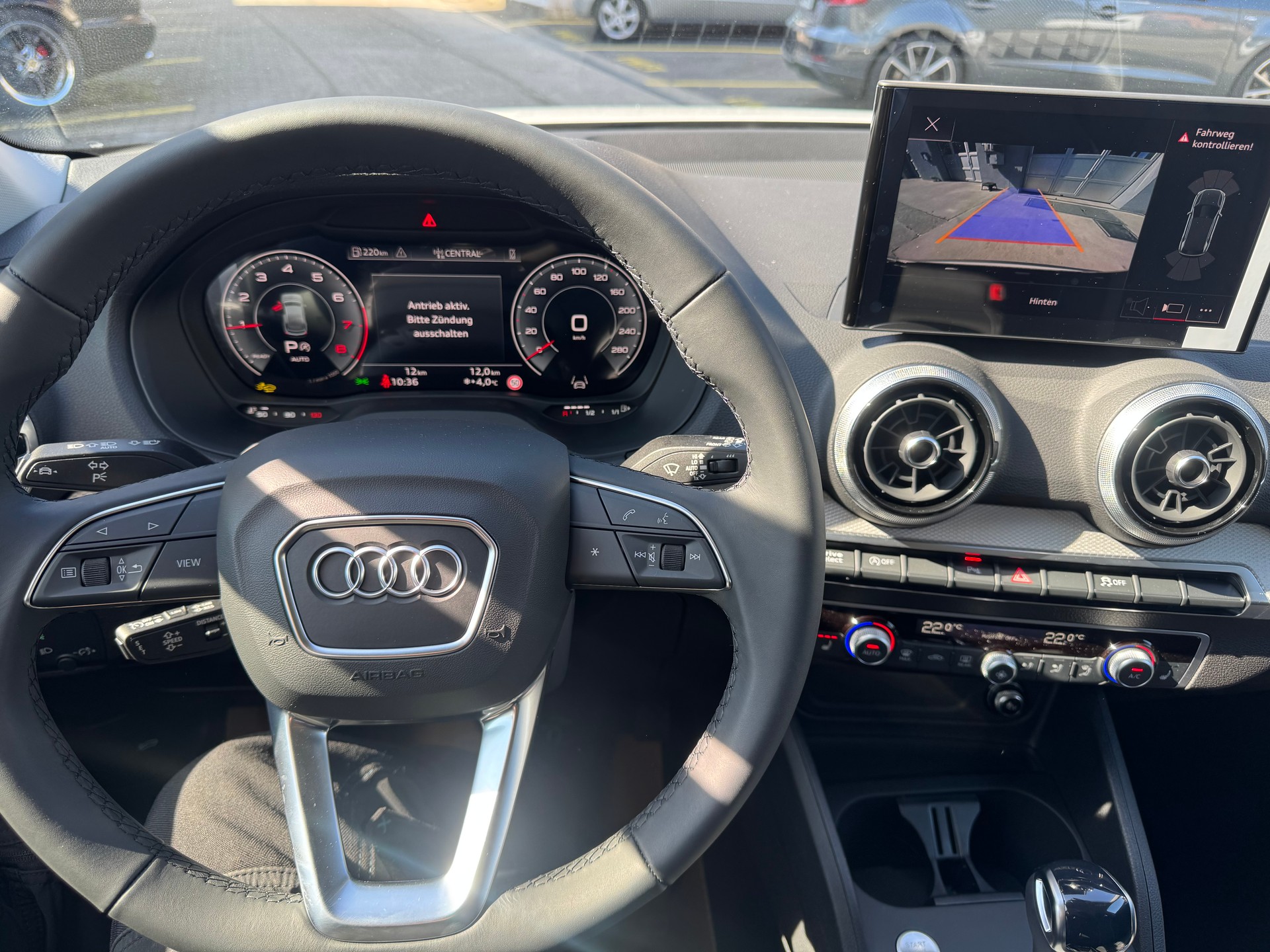 AUDI Q2 35 TFSI S line S-tronic-image-14