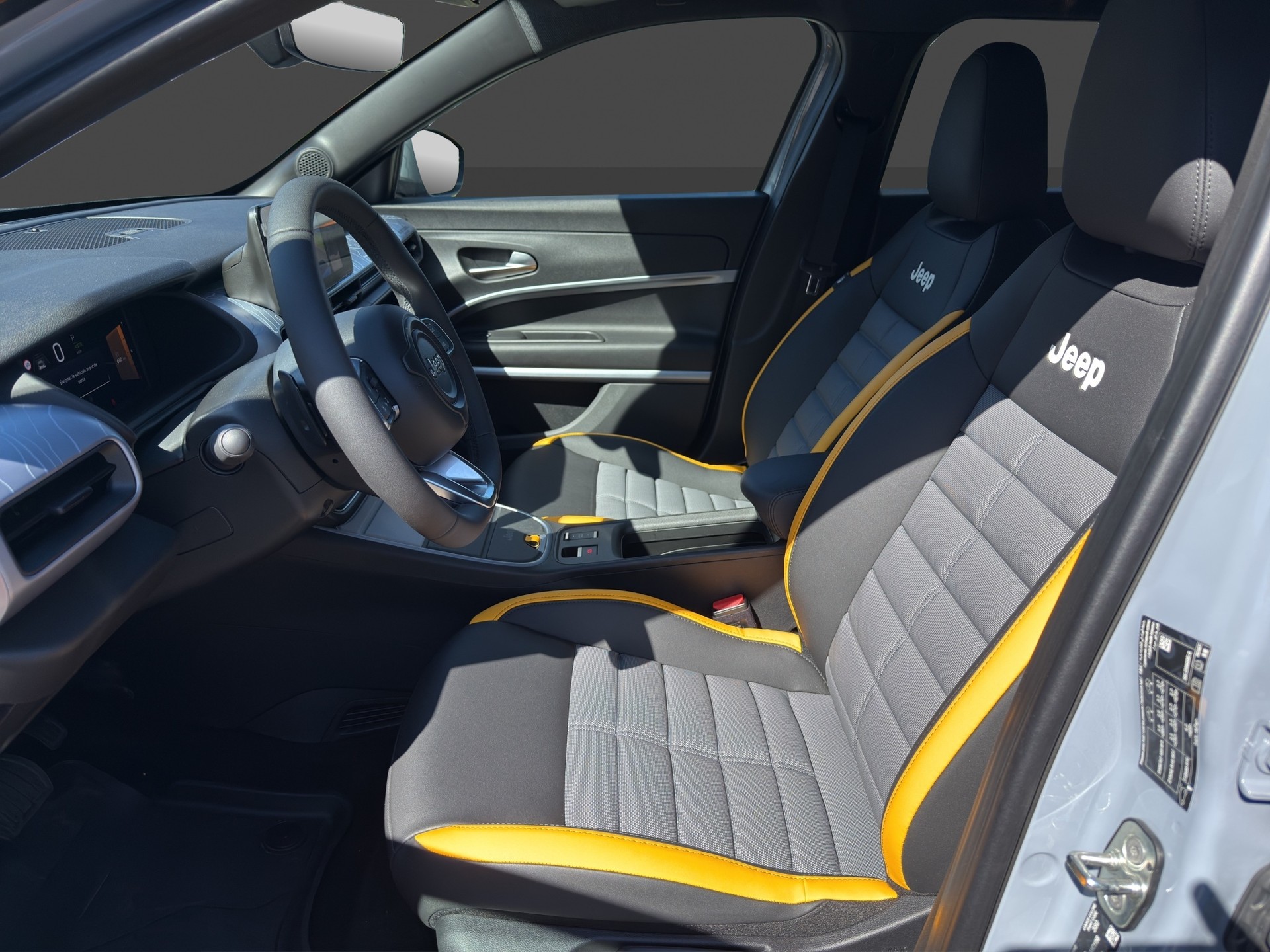 JEEP Avenger 1.2 Turbo MHEV The North Face 4xe-image-12
