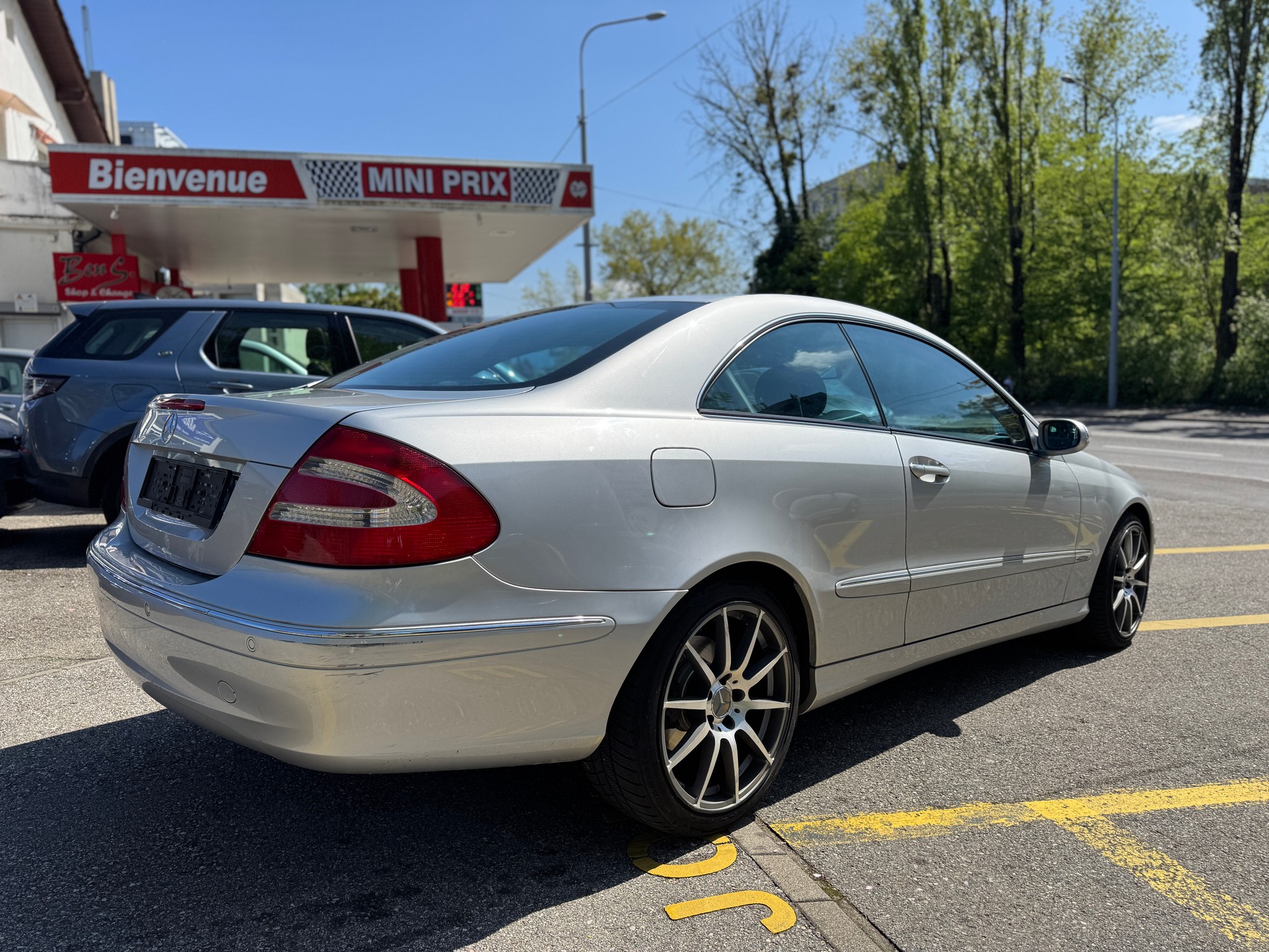 MERCEDES-BENZ CLK 240 Avantgarde-image-5