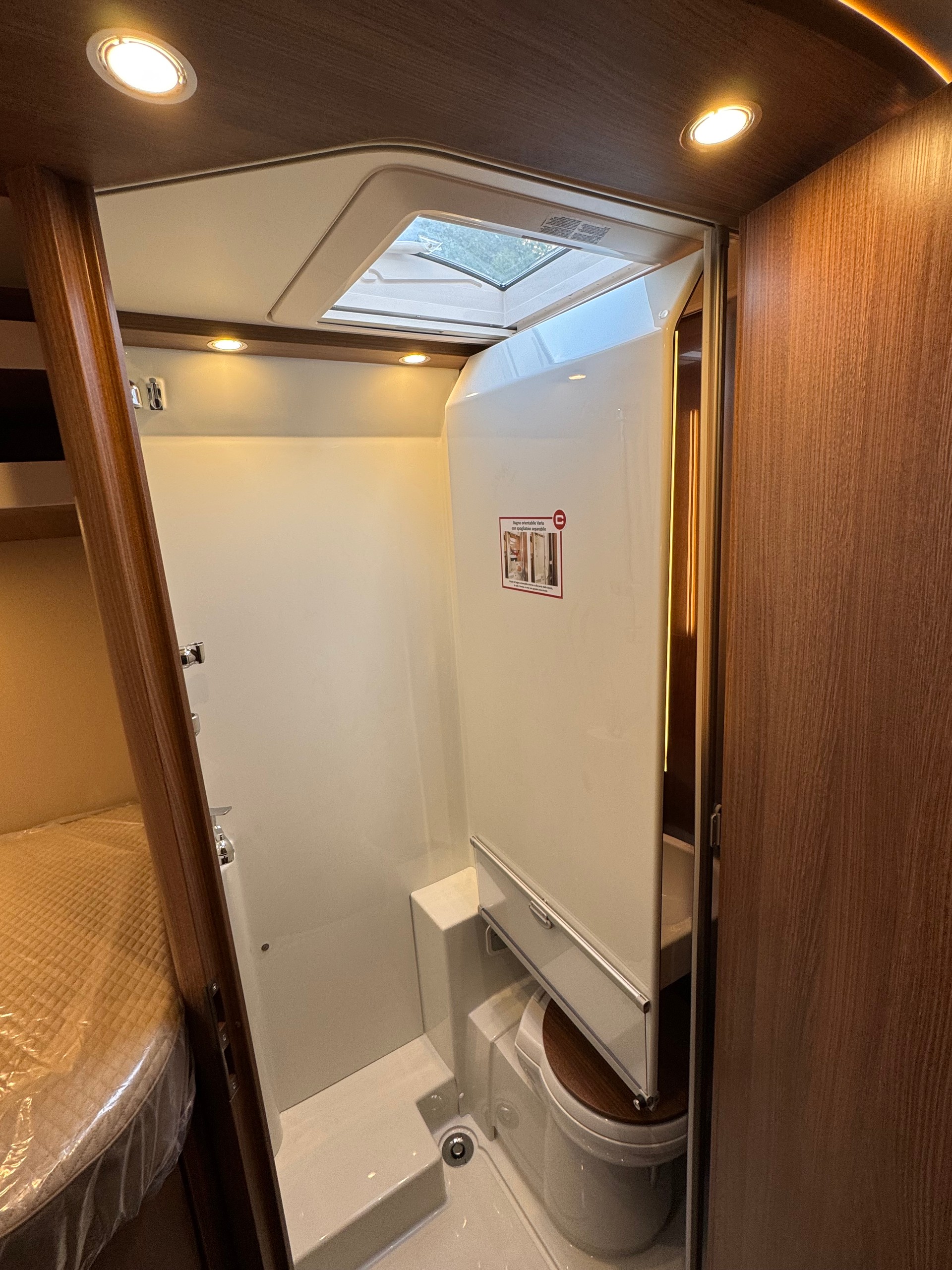 CARTHAGO C2 Tourer 141KB LE lightwight 3.5t modell 2026-image-8