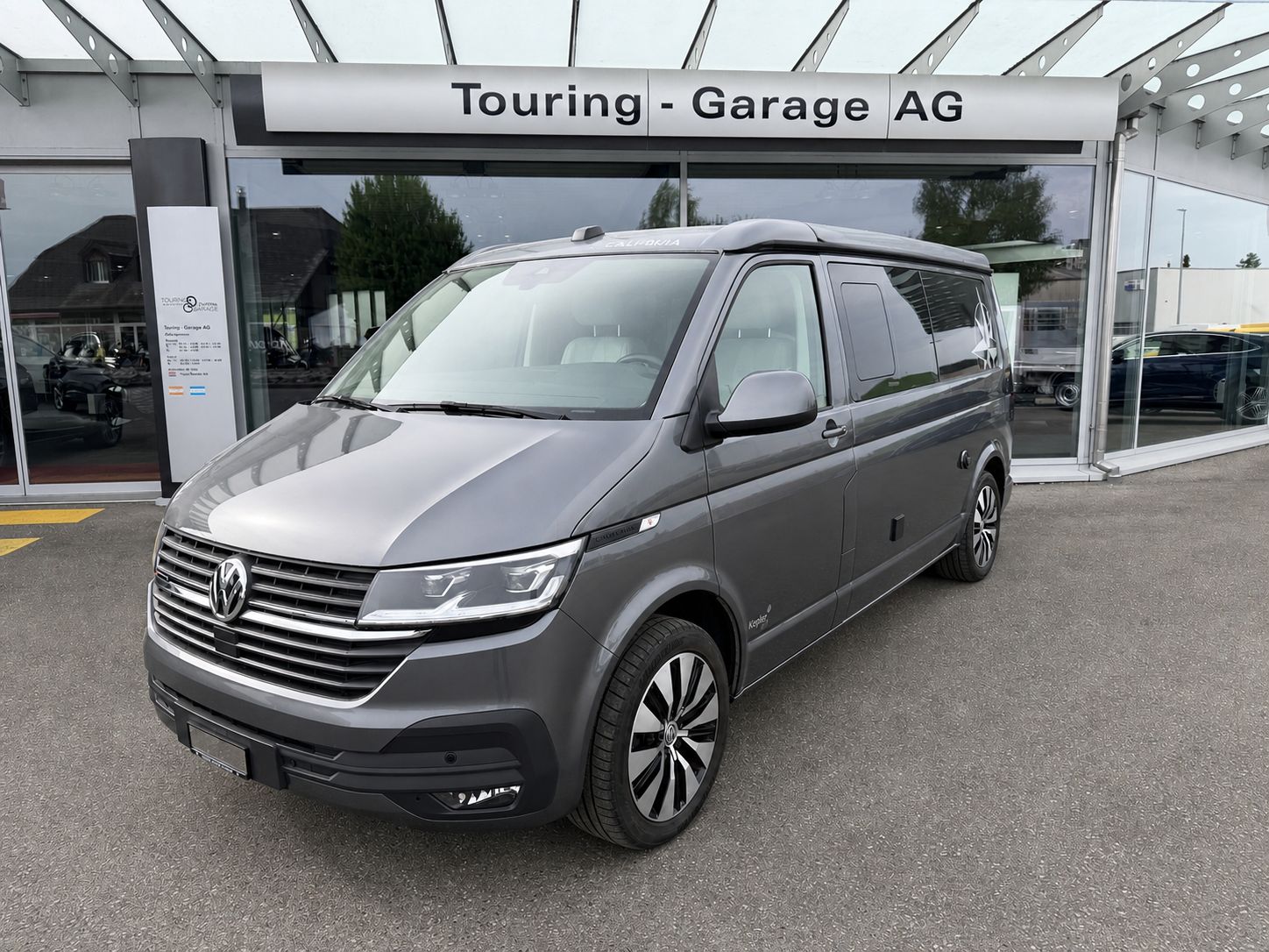 VW T6.1 Westfalia West Kepler One-showroom-element-1