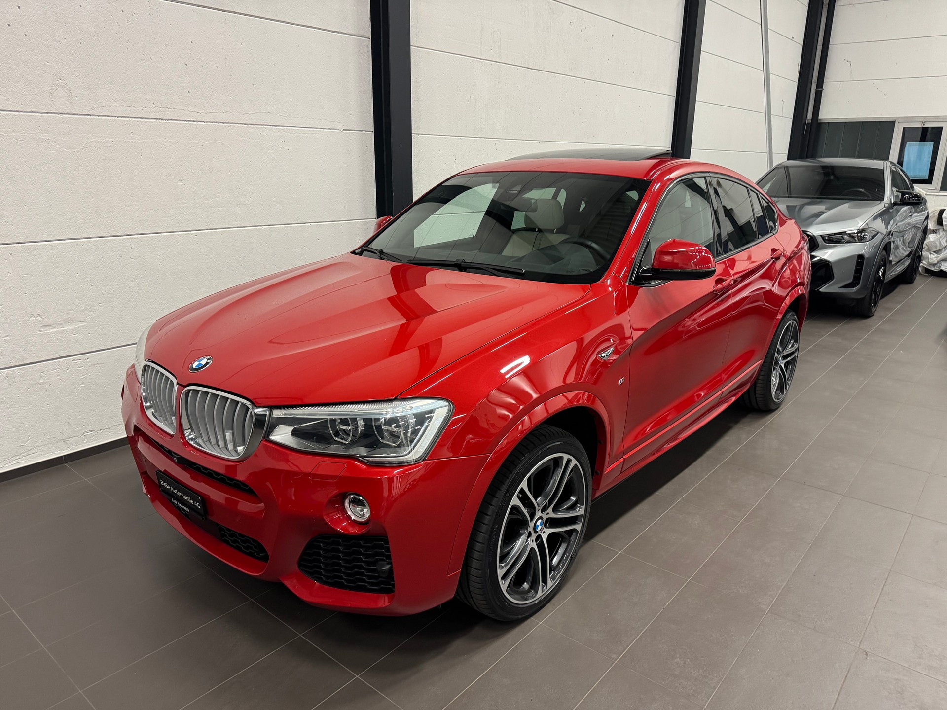 BMW X4 xDrive 35i Steptronic-image-4