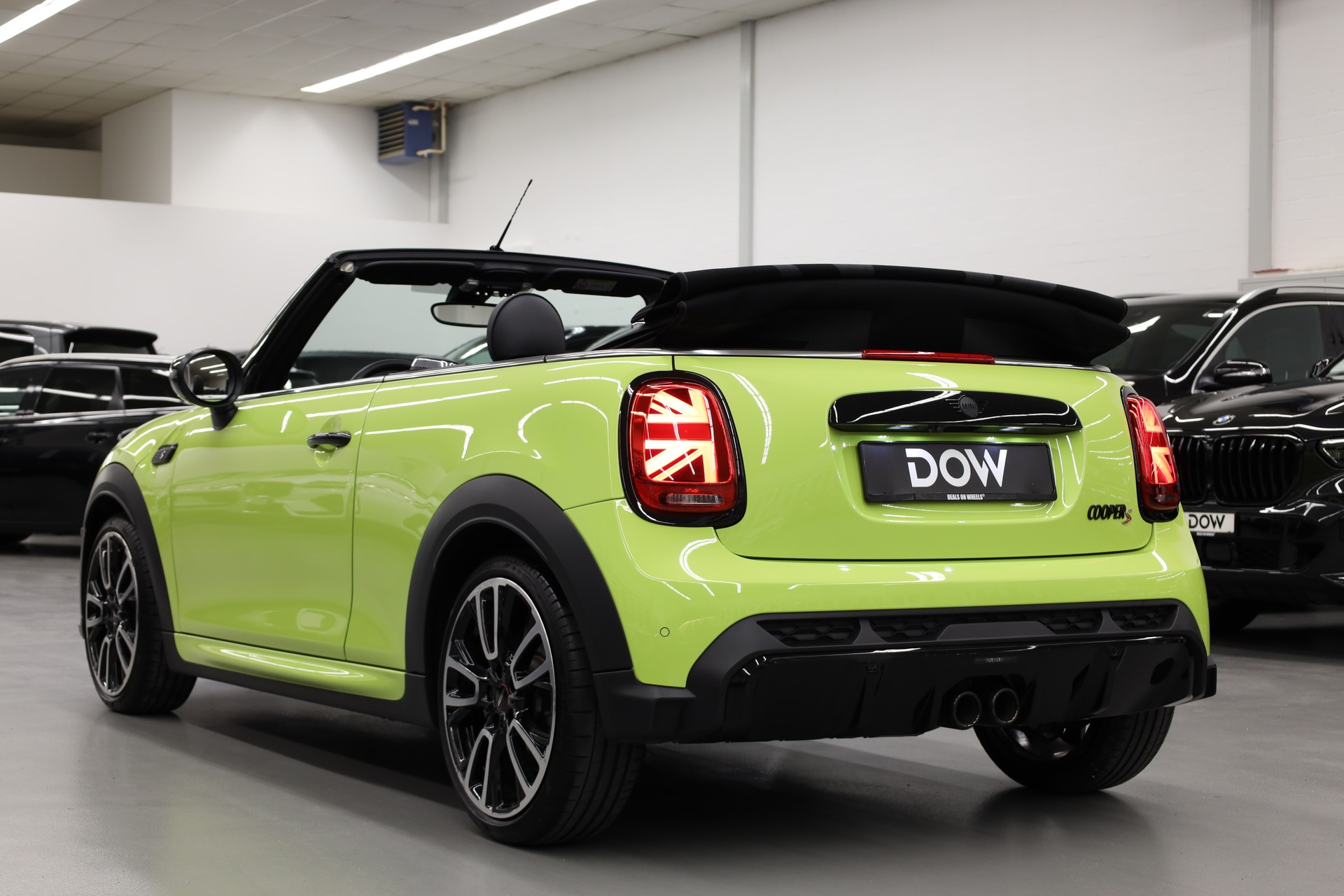 MINI Cabrio F57 2.0i Cooper S SDKG-image-11