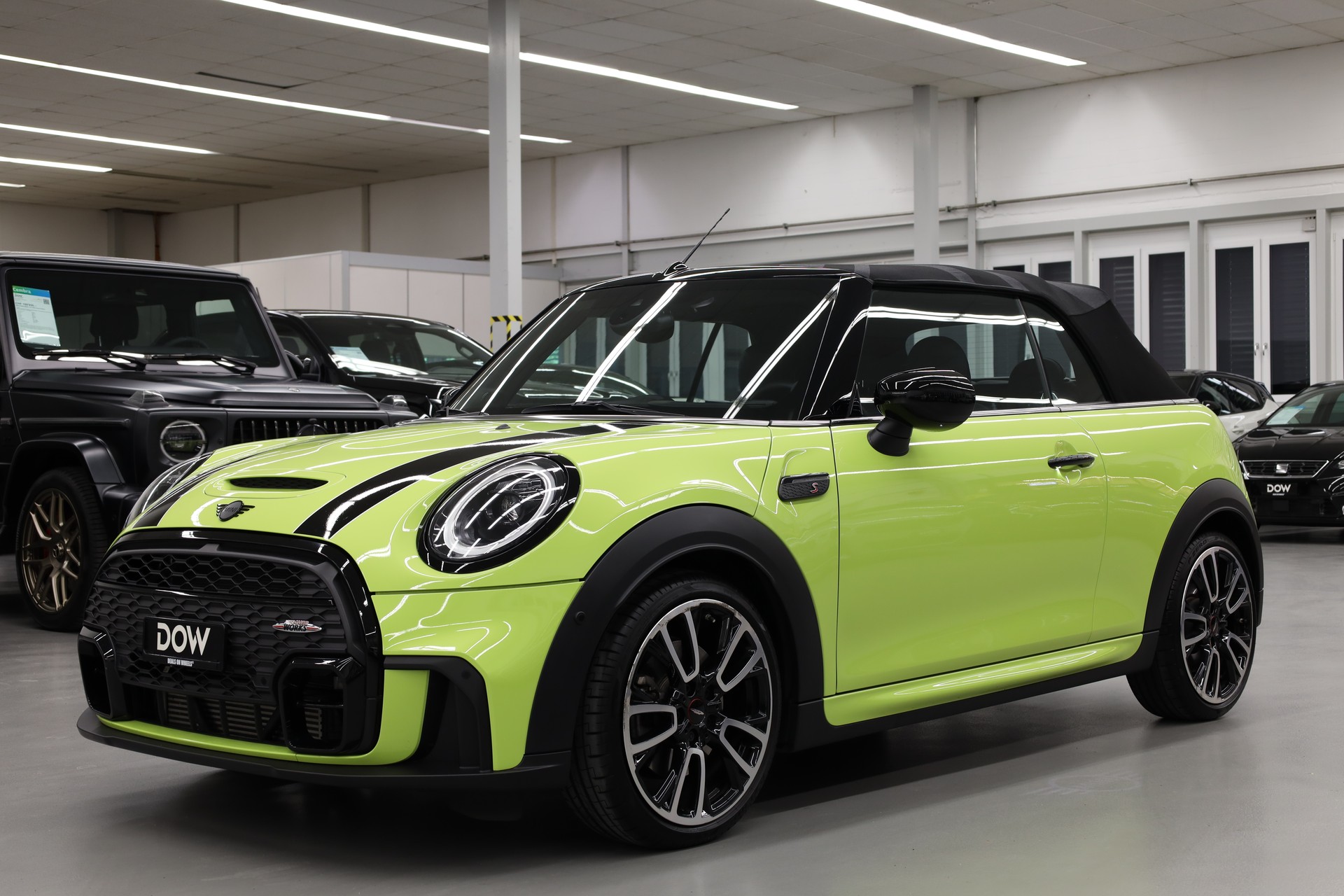 MINI Cabrio F57 2.0i Cooper S SDKG-showroom-element-2