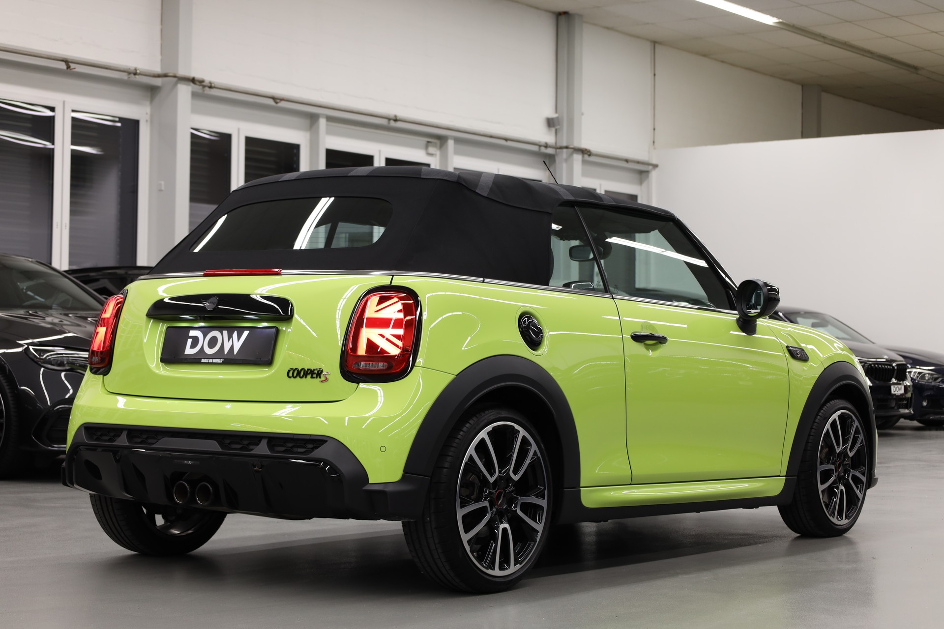 MINI Cabrio F57 2.0i Cooper S SDKG-image-5