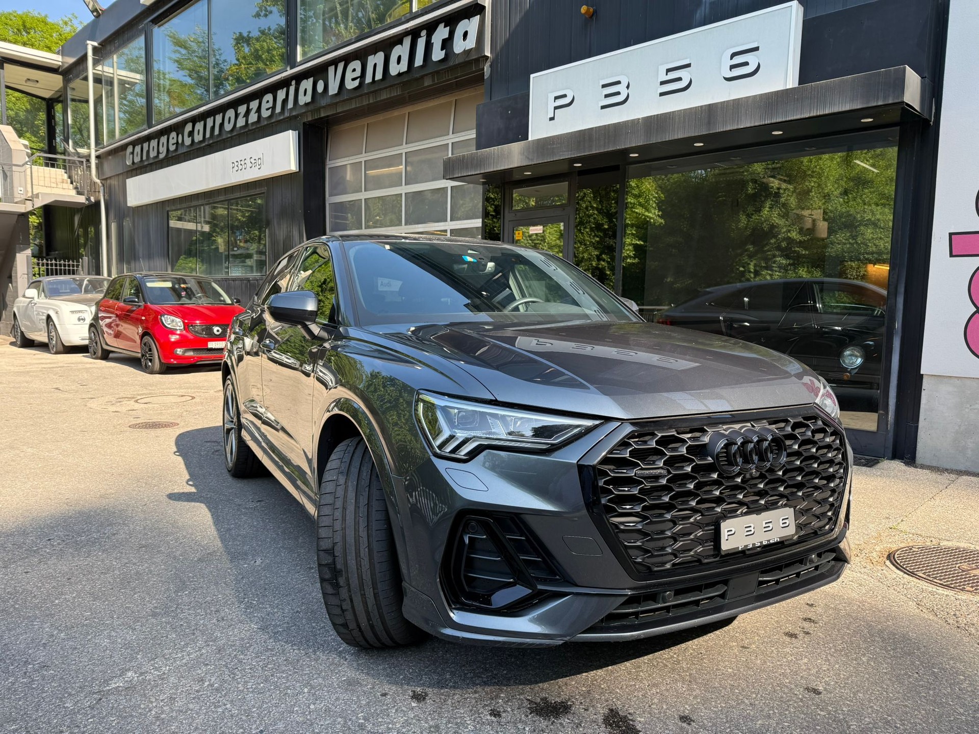 AUDI Q3 Sportback 40 TFSI S line quattro S-tronic-image-2