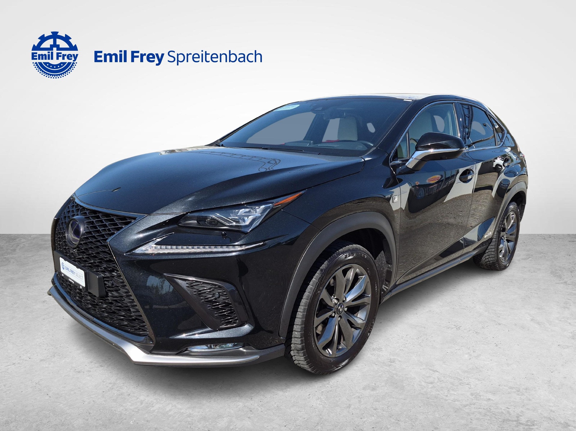 LEXUS NX 300h F-Sport / ab 3,99% Leasing bei Abschluss einer Protect Autoversicherung